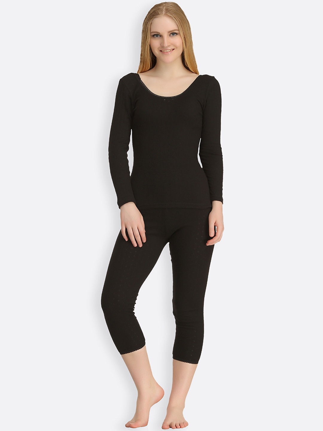 

Kanvin Women Black Thermal Set - TNEW2150BK2180