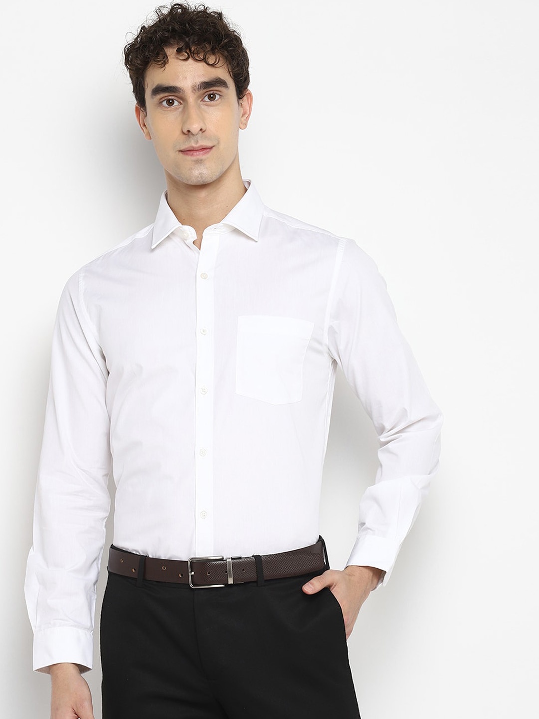 

Turtle Men White Slim Fit Opaque Casual Shirt