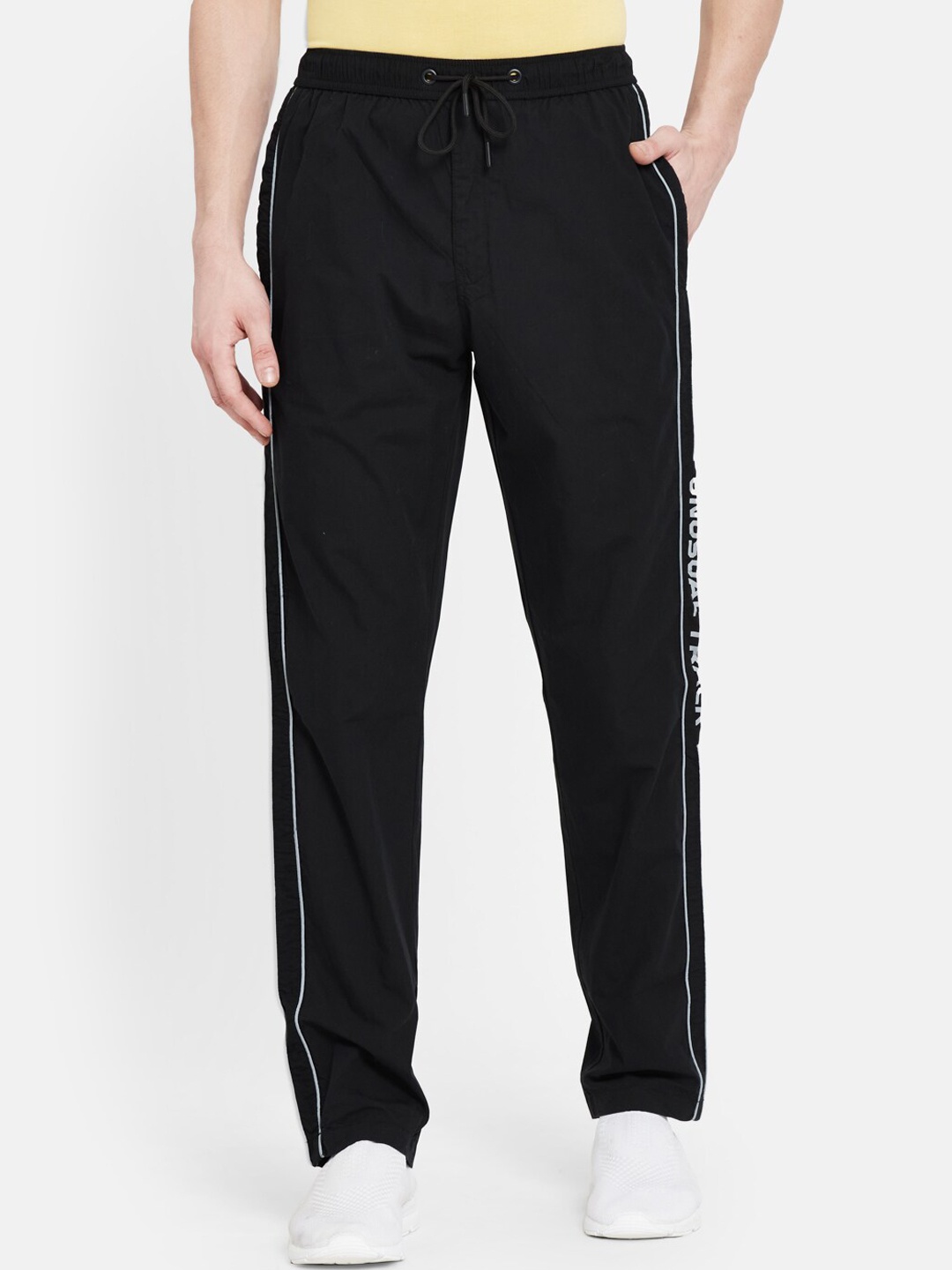 

Octave Men Black Solid Regular-Fit Track Pants