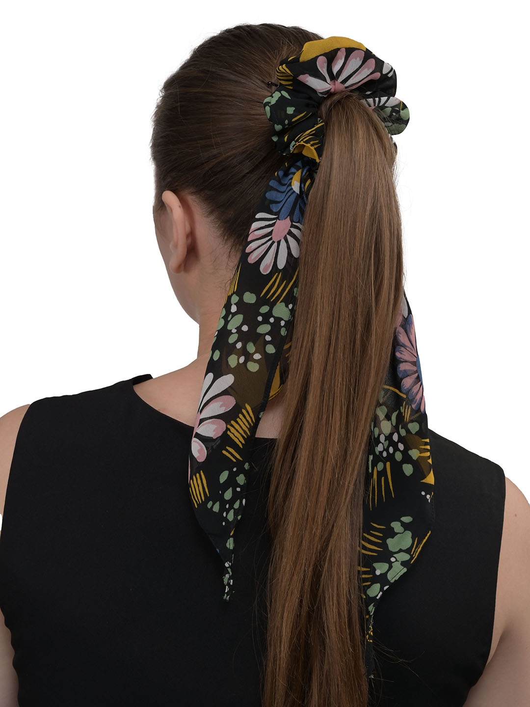 

BuckleUp Women Multicoloured & White Ponytail Holders, Multi
