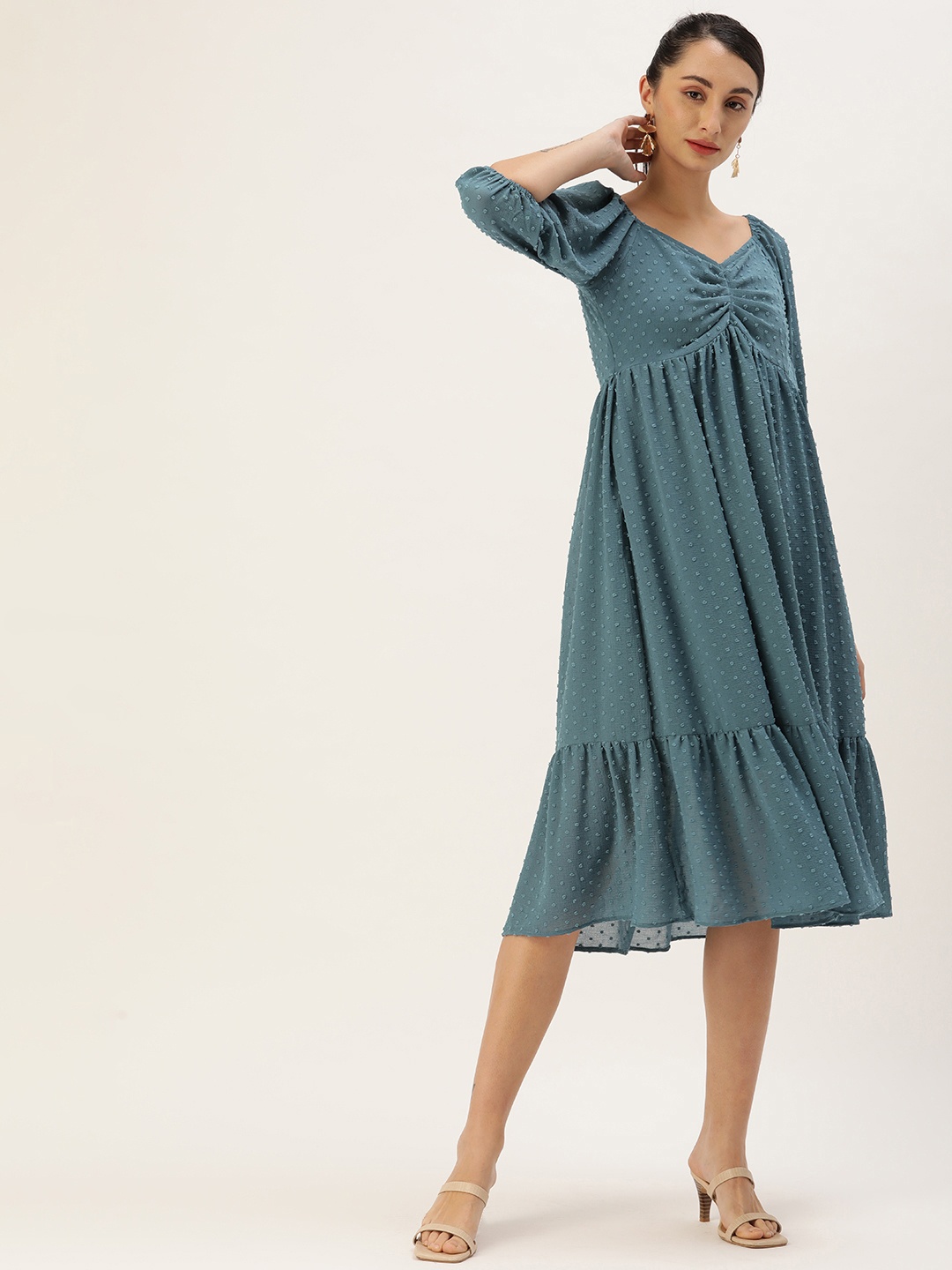 

MELOSO Blue Solid Self Design Sweetheart Neck Midi Dress