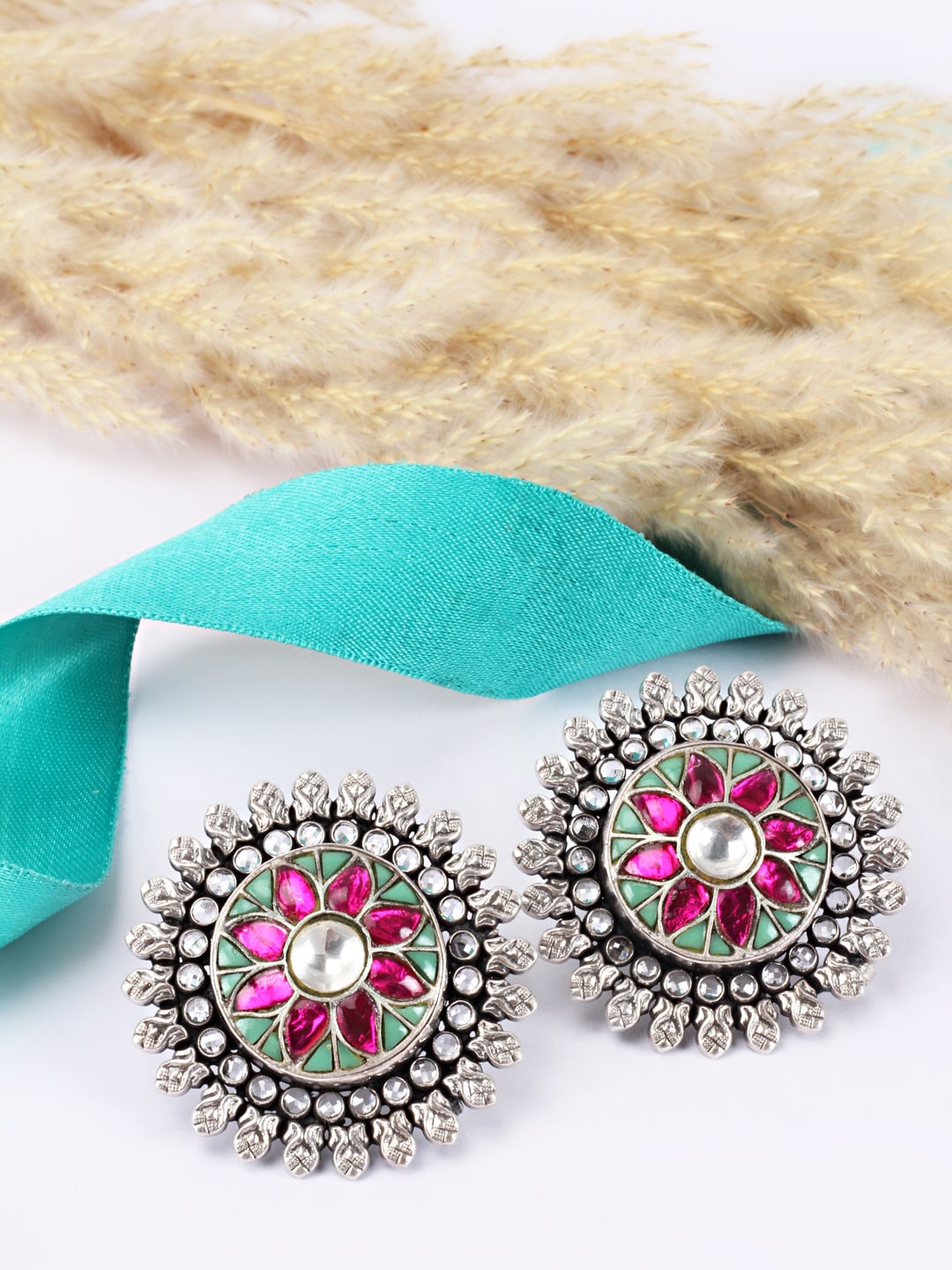 

SANGEETA BOOCHRA Silver-Toned Contemporary Studs Earrings