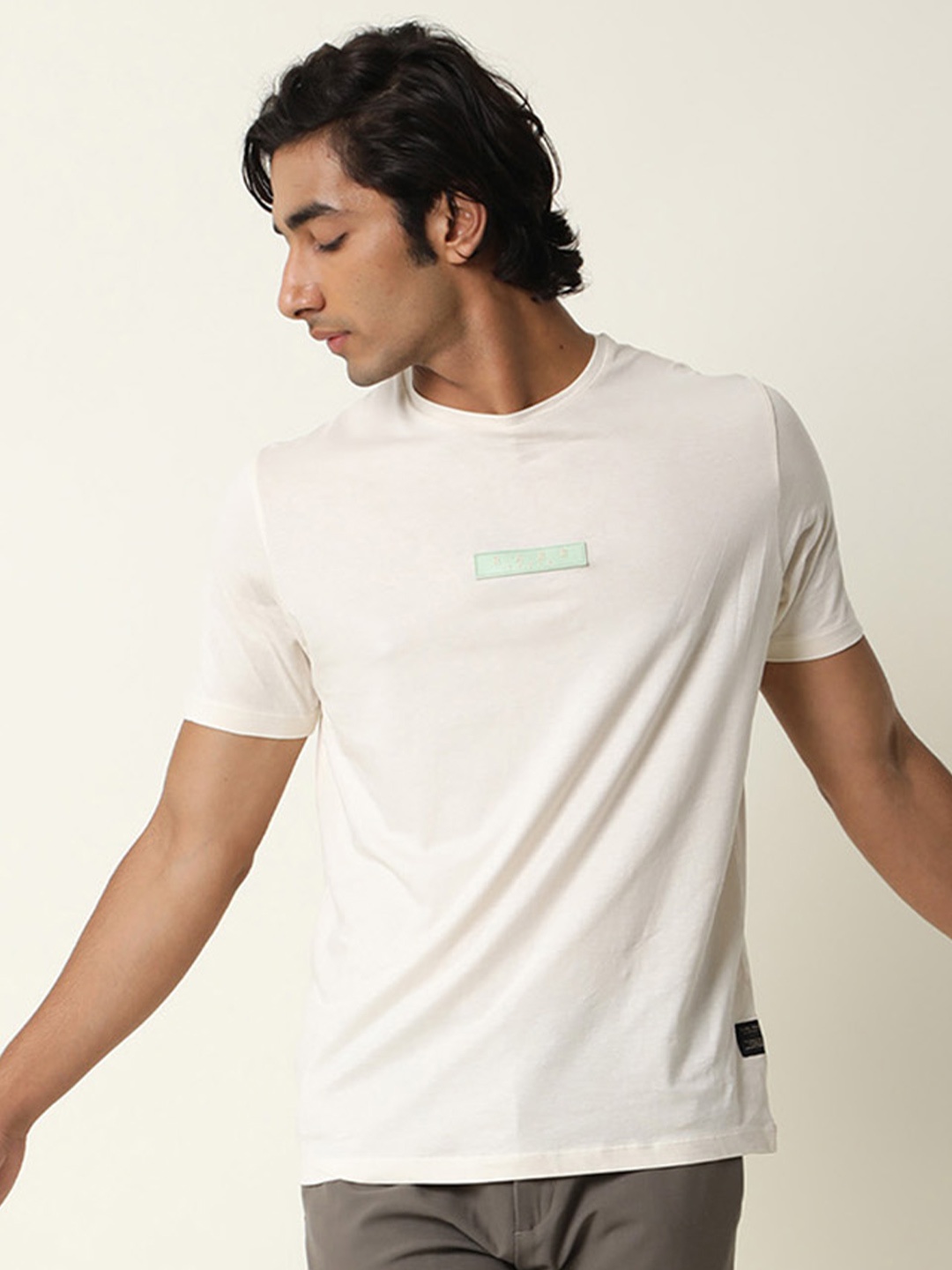 

RARE RABBIT Men Rings-4 Slim Fit Solid Polo Collar T-Shirt, Off white