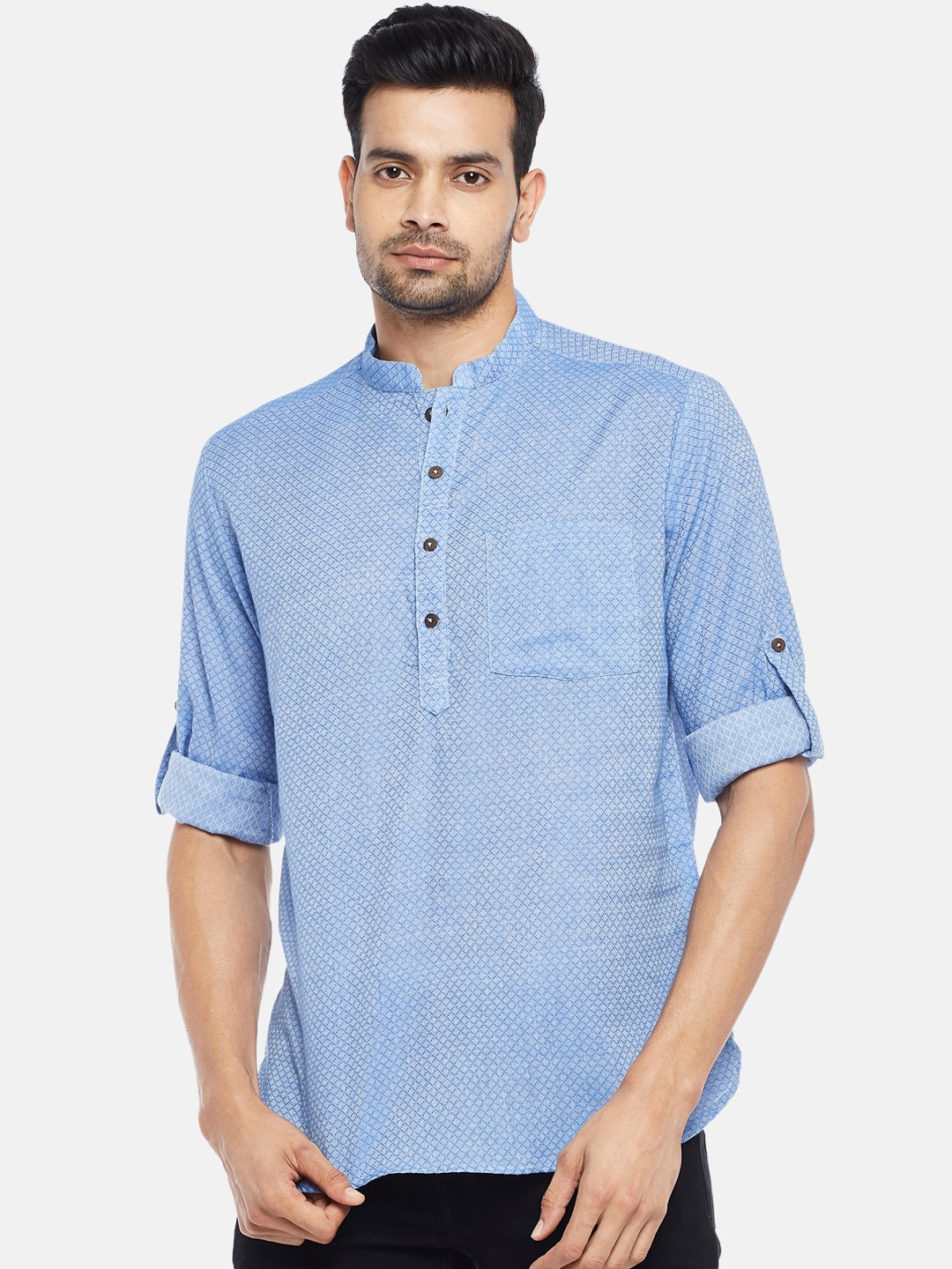 

indus route by Pantaloons Men Blue Chikankari Kurta