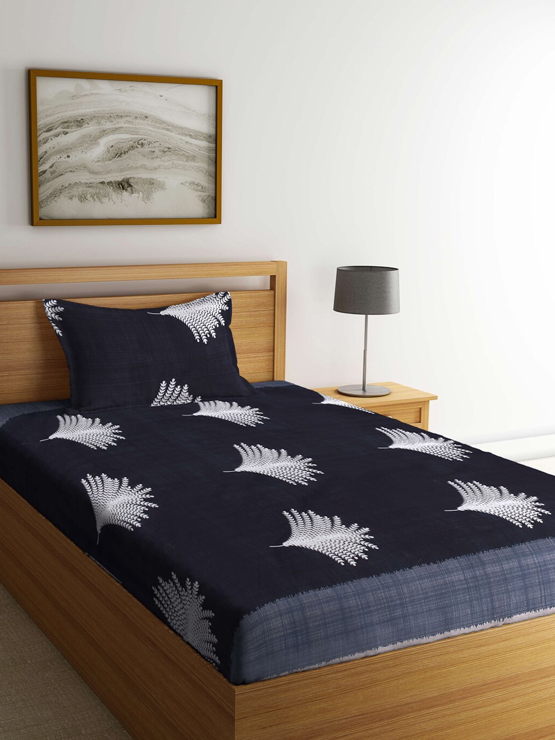 

Arrabi Navy Blue & White Floral 300 TC Single Bedsheet With 1 Pillow Covers