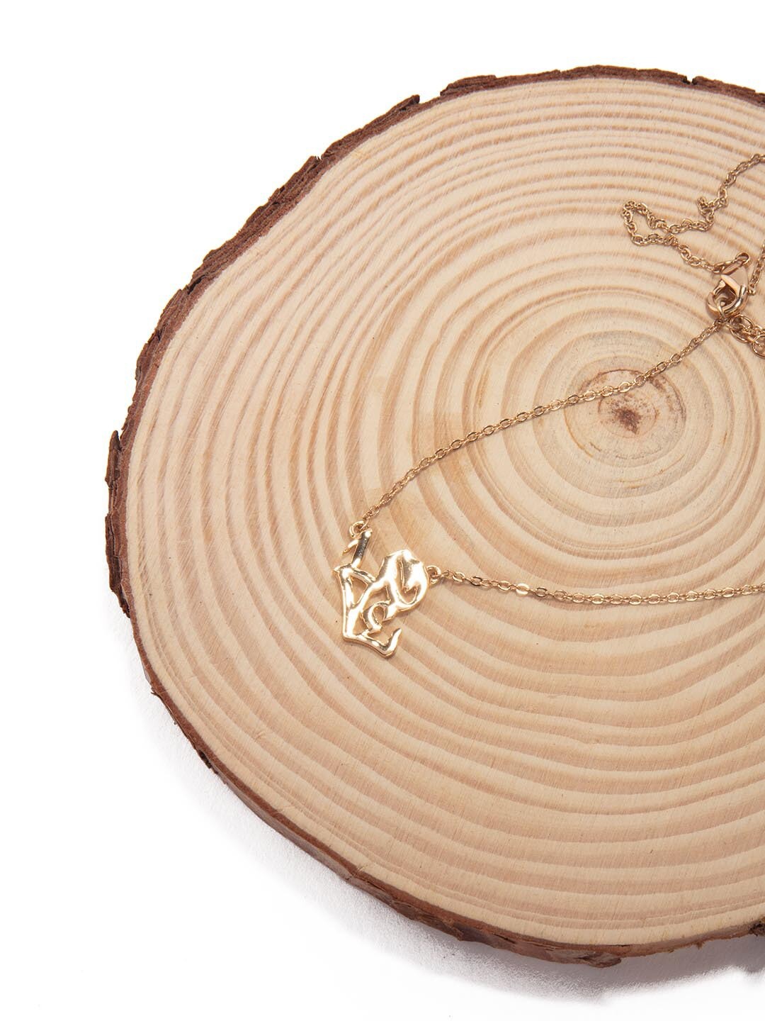 

Lilly & sparkle Gold-Plated Chain with Pendant