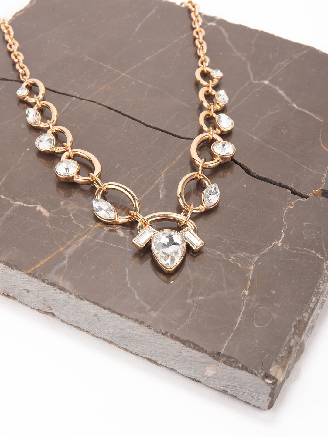 

Lilly & sparkle Gold-Toned & White Gold-Plated Diamond Glossy Studded Statement Necklace