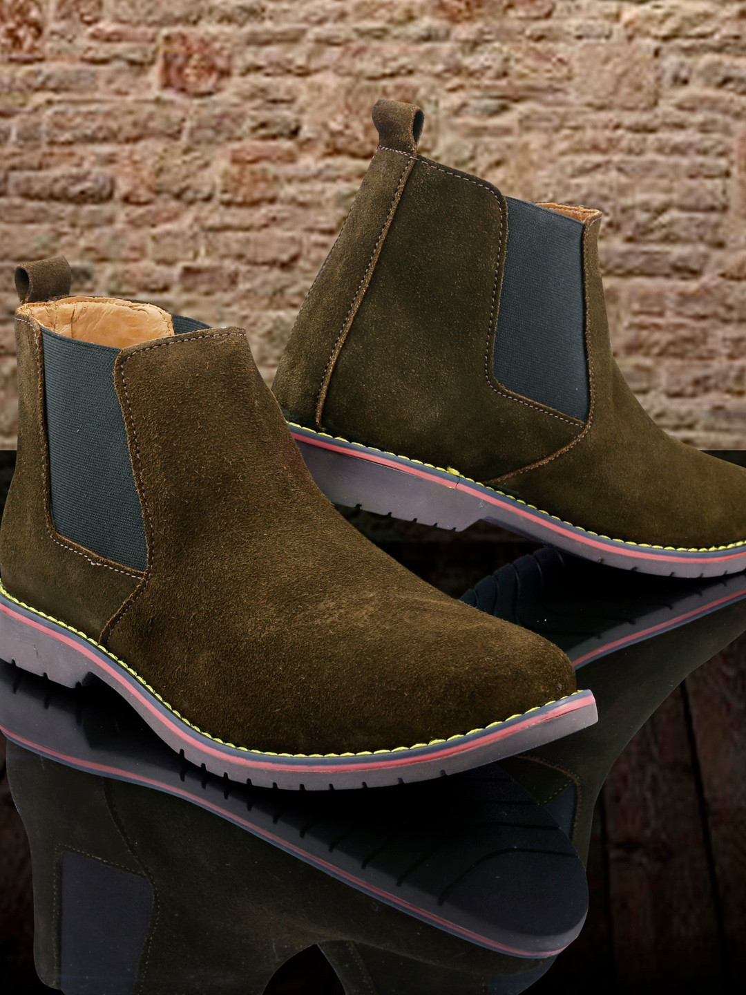 

Woakers Men Green Colourblocked Leather Flat Boots