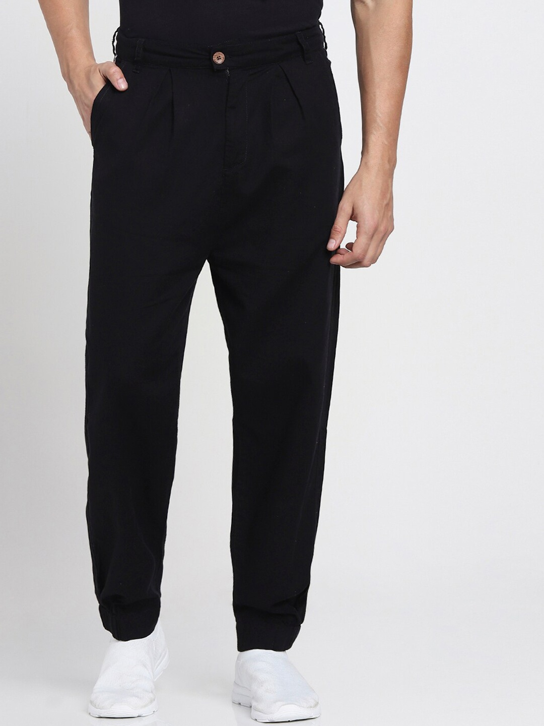 

Bewakoof Men Black Solid Straight Fit Pure Cotton Joggers