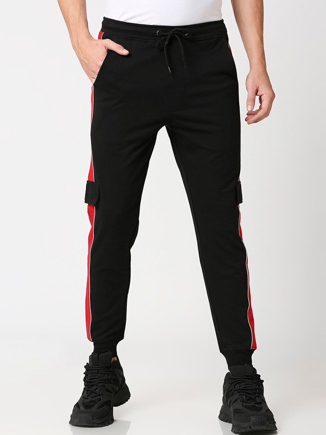 

Bewakoof Men Black & Red Solid Straight Fit Joggers