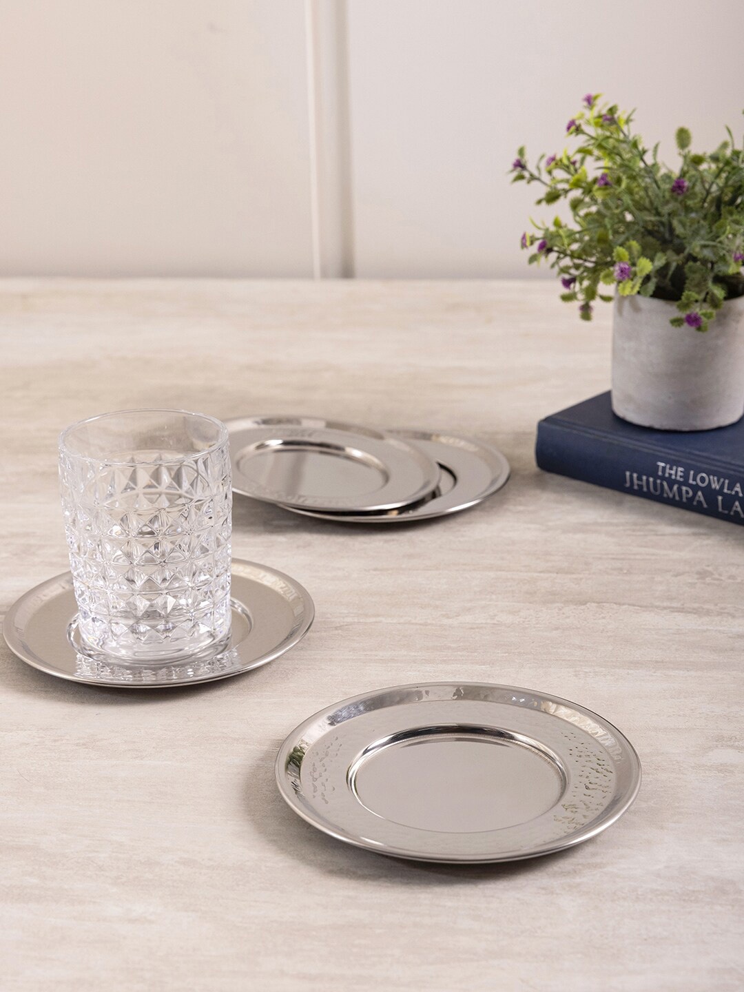 

Pure Home and Living Set Of 4 Silver-Toned Hammered Coasters