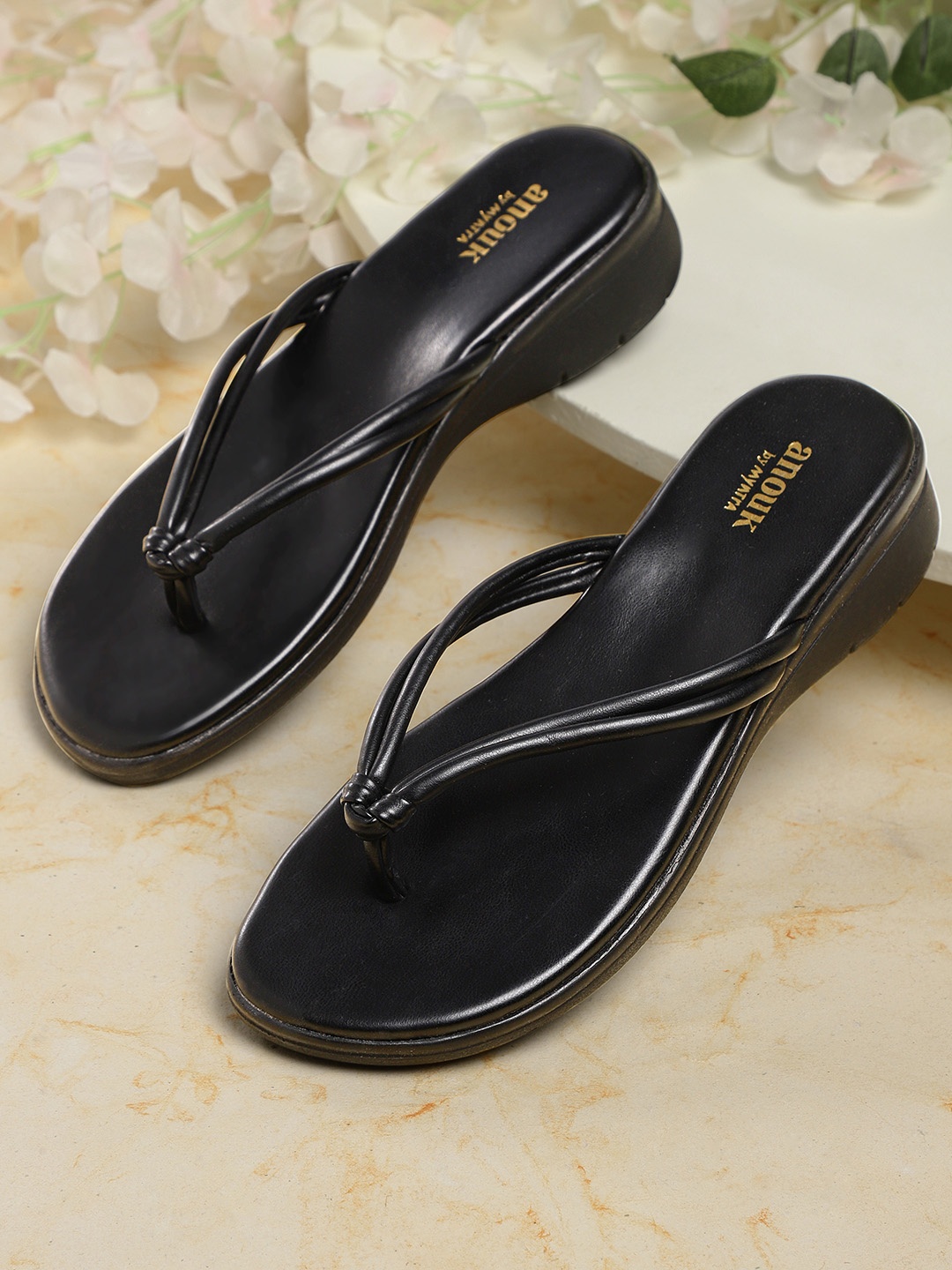 

Anouk Black Solid Knot Detail Handcrafted Comfort Heels