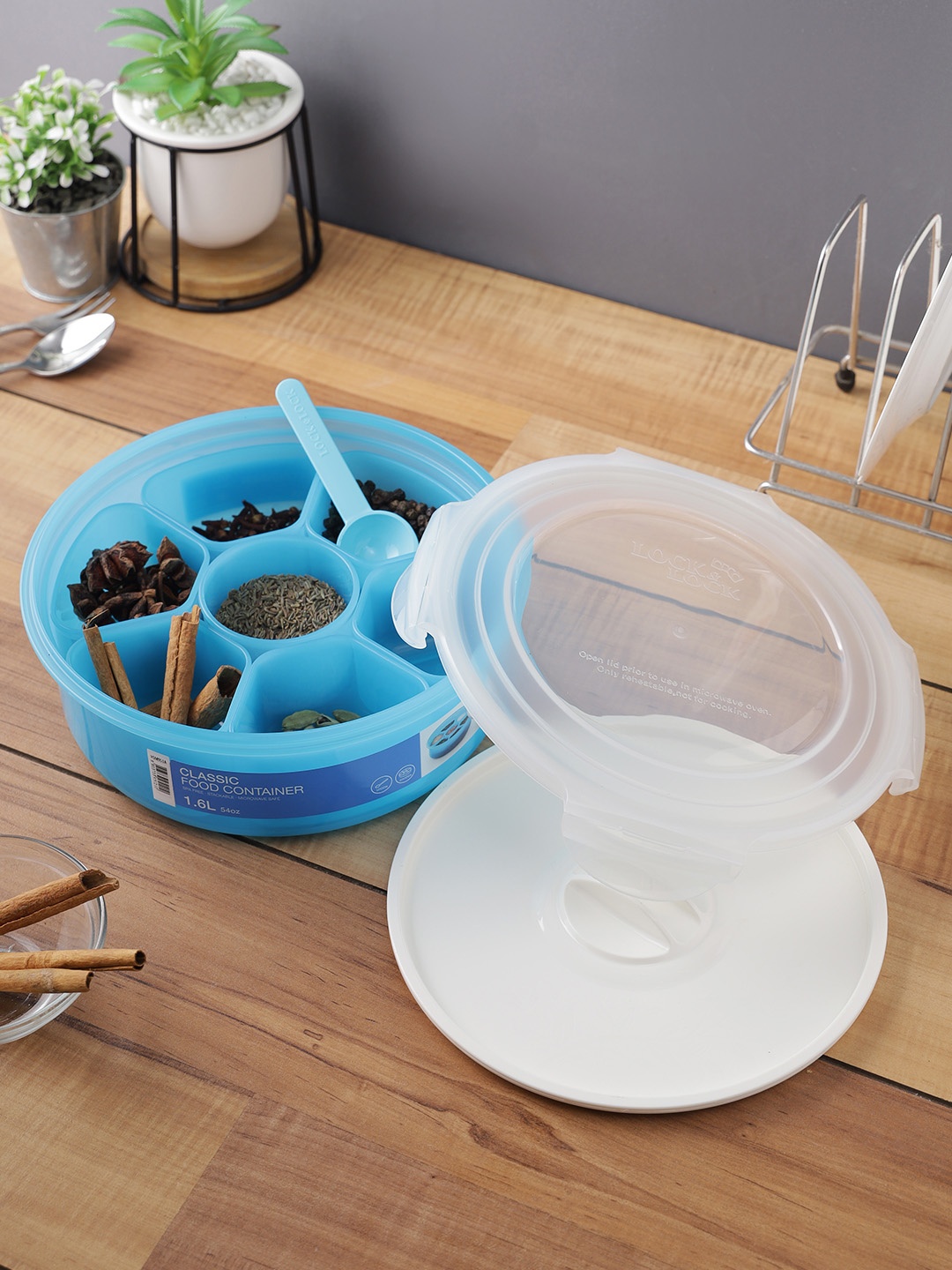 

Lock & Lock Transparent Round Plastic Leak Proof Small Spice Container 1.6 L