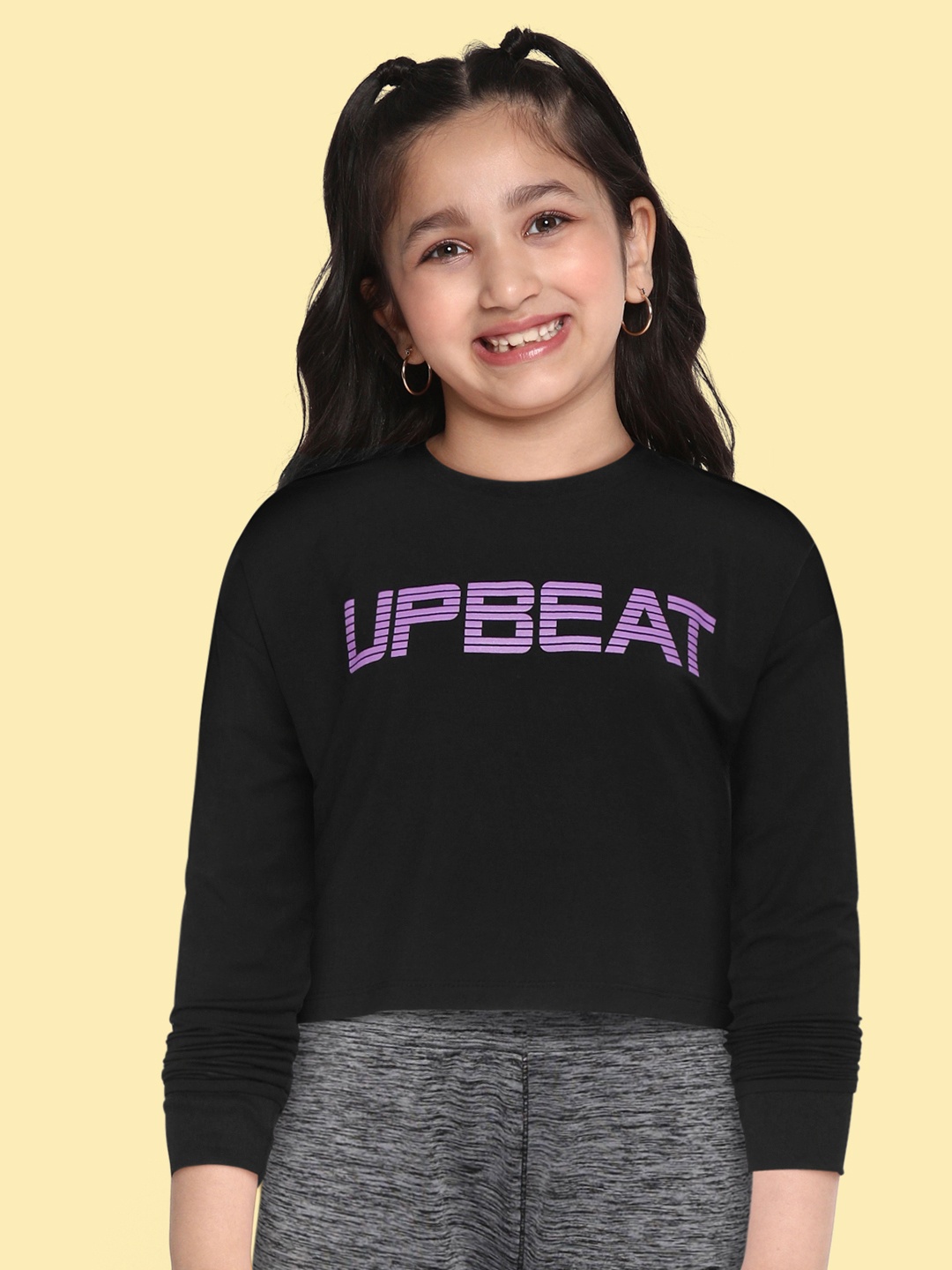 

HRX By Hrithik Roshan GirlsU-17 Lifestyle Jet Black Bio-Wash Typography Print Tshirt