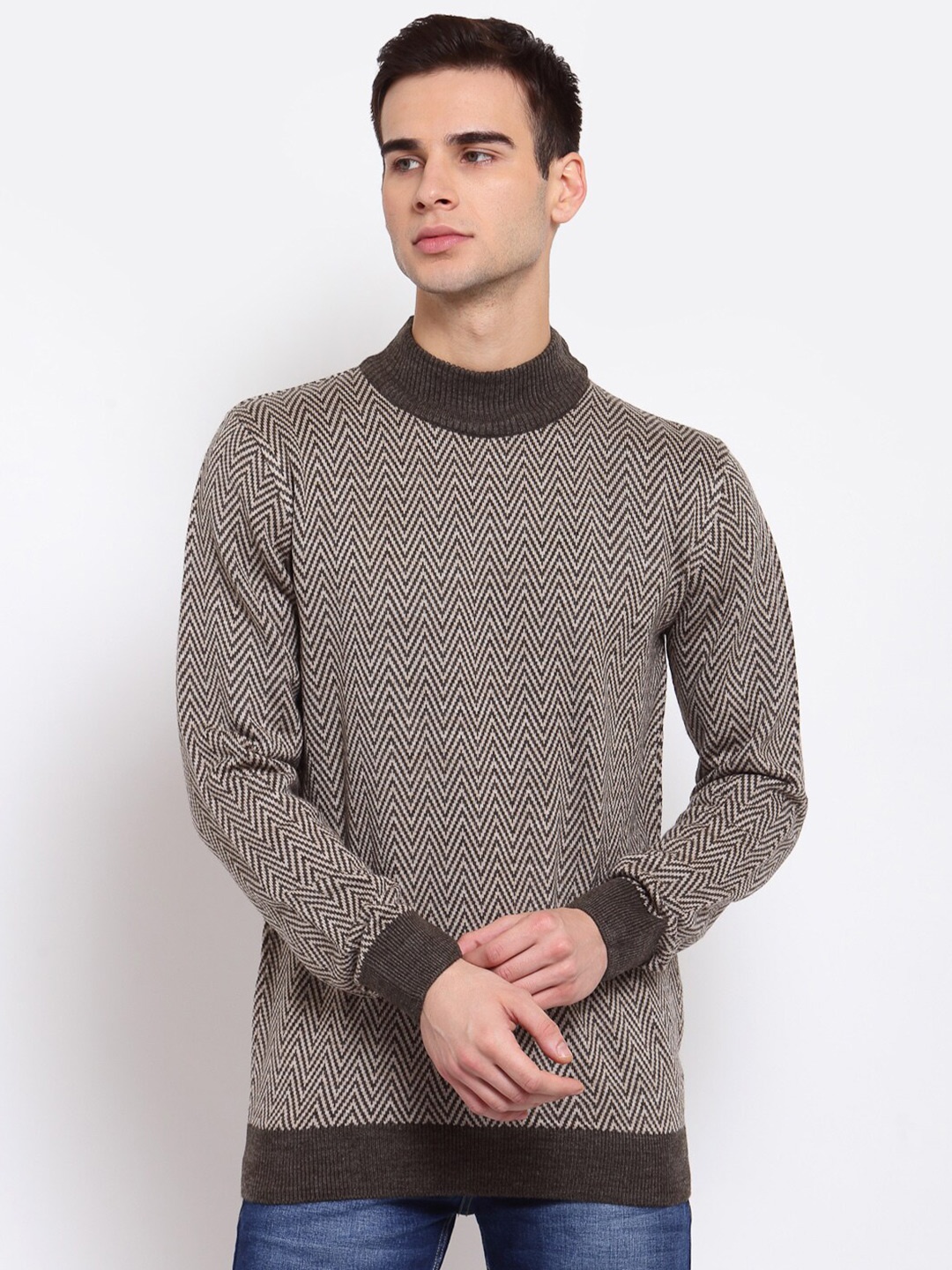 

Style Quotient Men Brown & Beige Chevron Pullover
