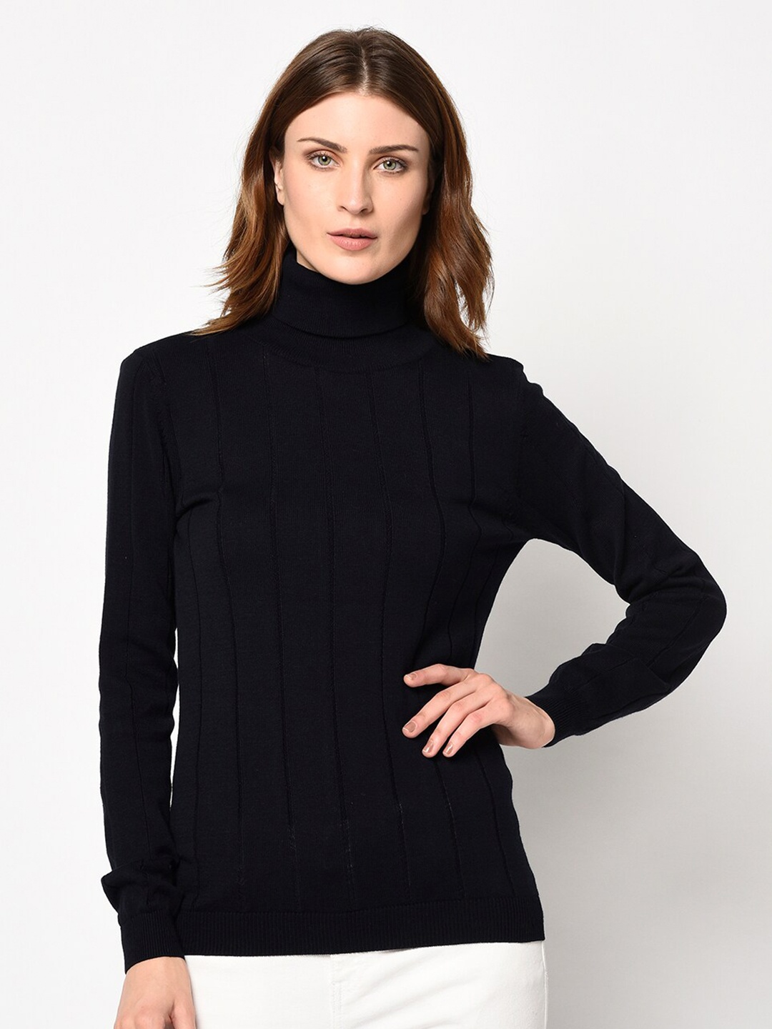 

98 Degree North Women Navy Blue Pullover Sweater