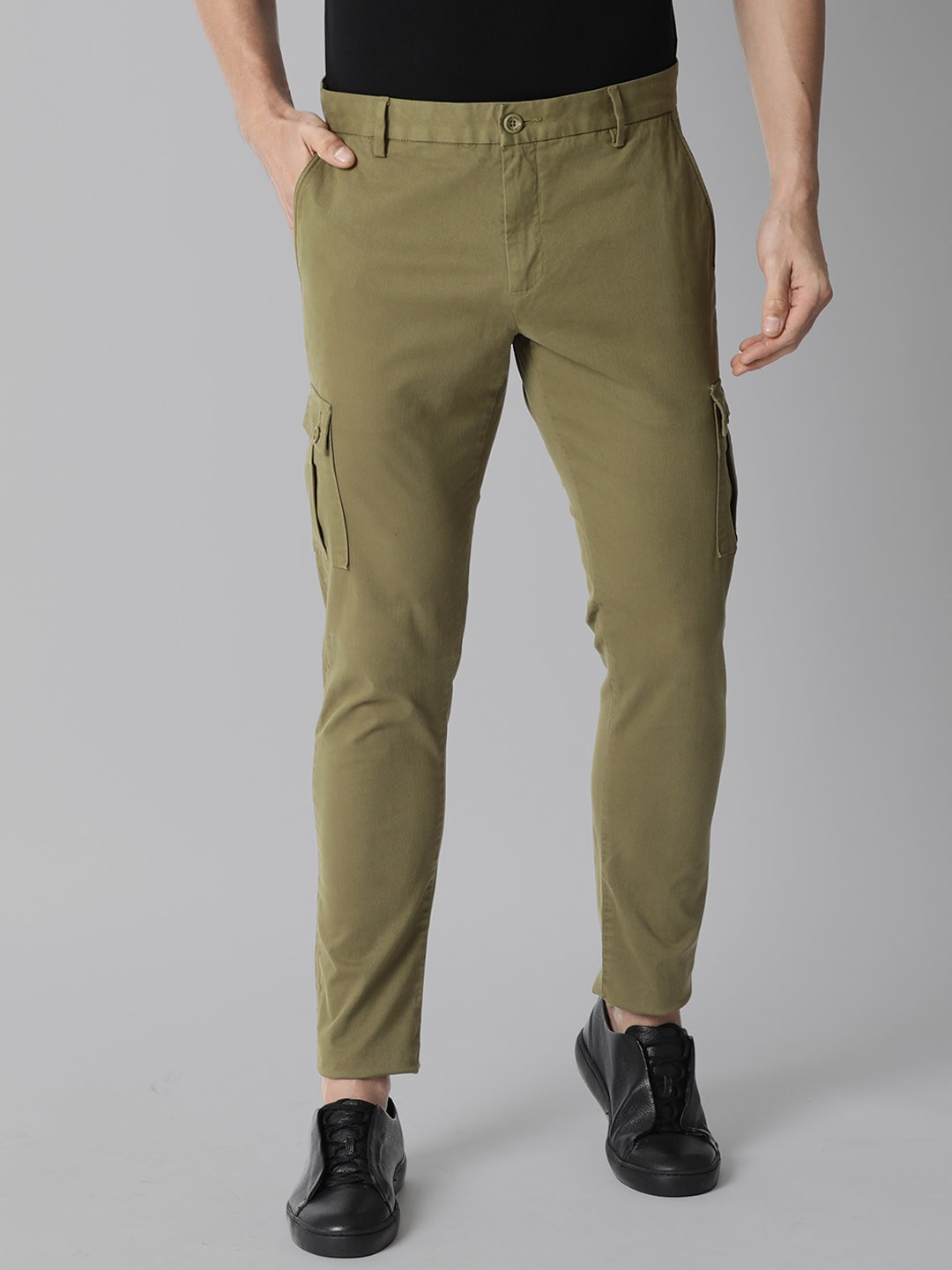

RARE RABBIT Men Olive Green Slim Fit Cargos Trousers