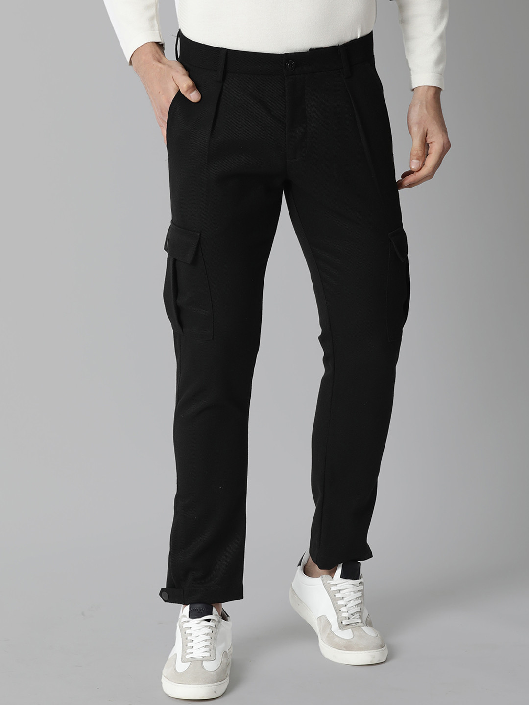 

RARE RABBIT Men Editcar Mid-Rise Slim Fit Cargo Trouser, Black