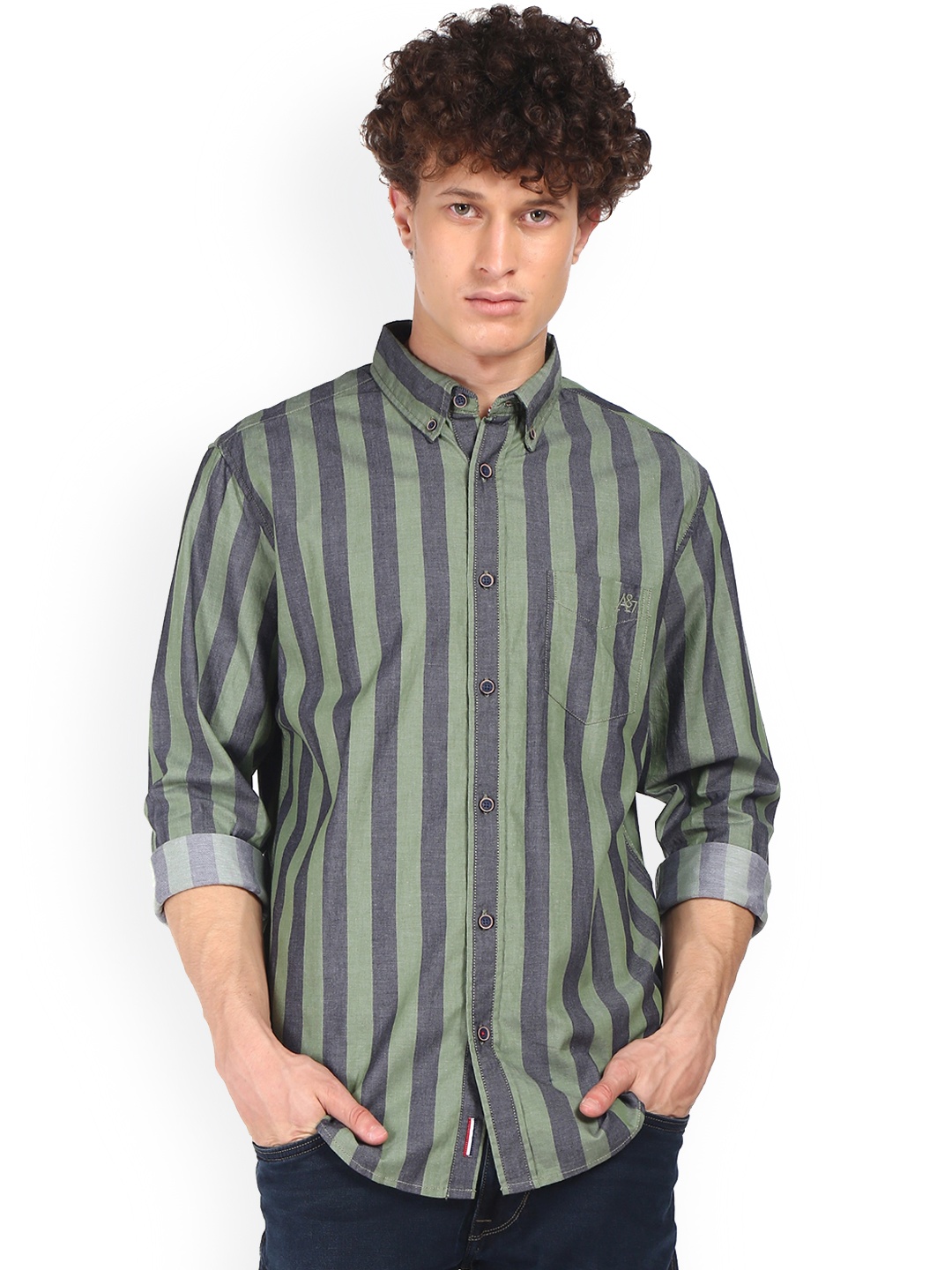 

Aeropostale Men Green Opaque Striped Pure Cotton Casual Shirt