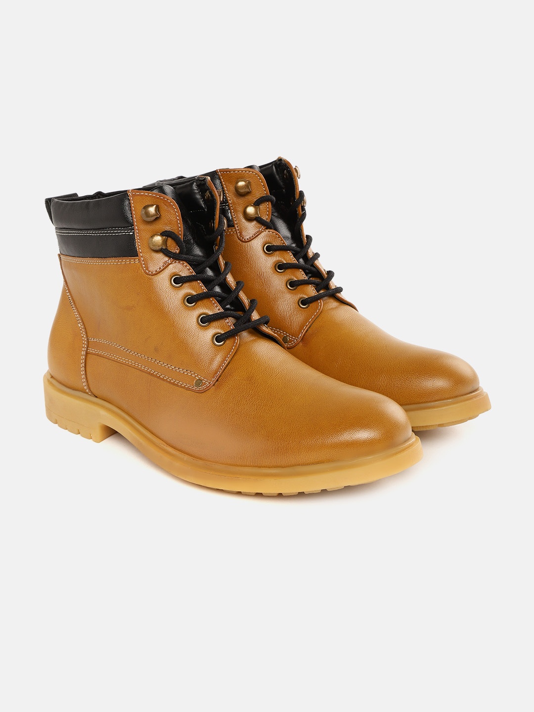 

Roadster Men Tan Brown & Black Solid Mid-Top Flat Boots