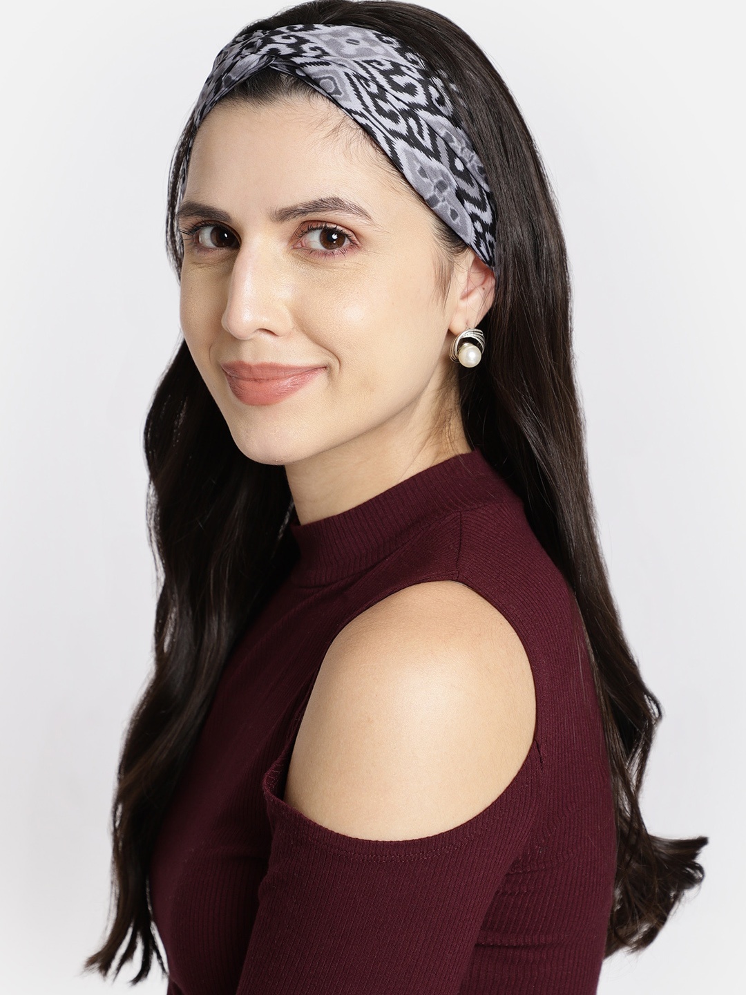 

Aditi Wasan Grey Printed Viscose Knot Design Headband