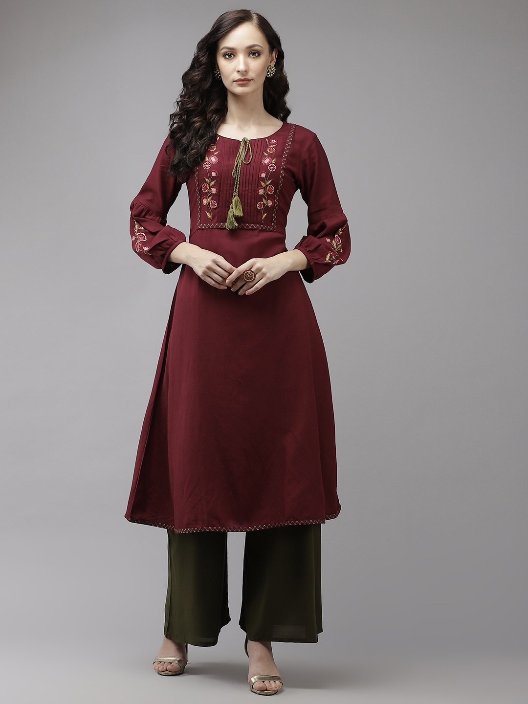 Yufta Women Maroon Floral Embroidered Thread Work Kurta