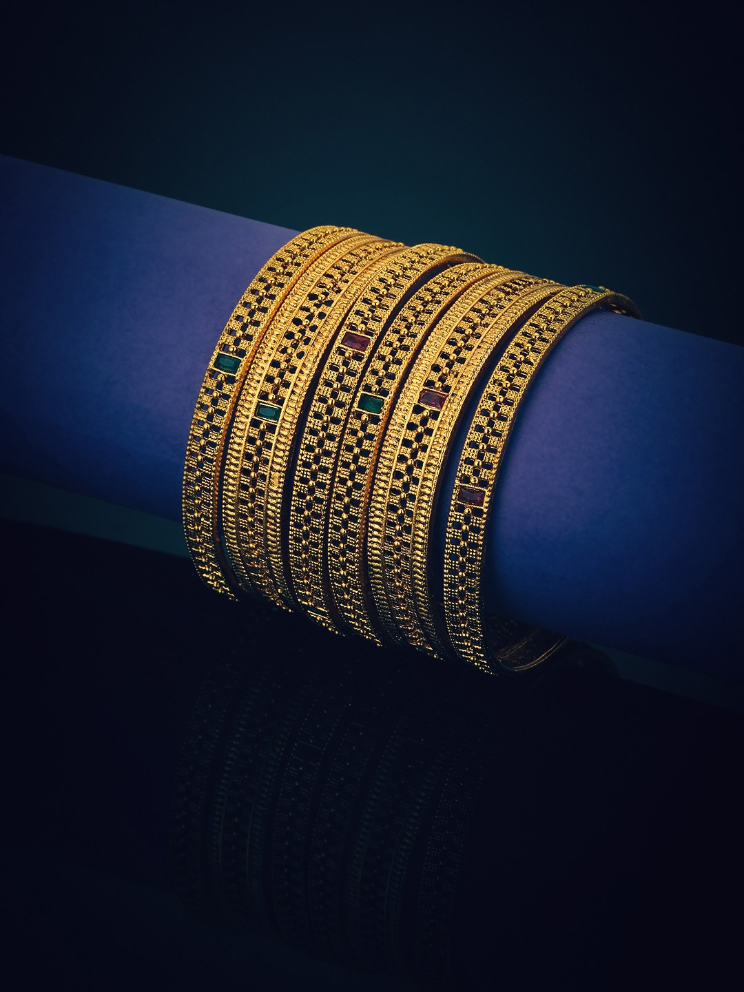 

KOLHA-BY CARLTON Set of 6 Red & Green Gold-Plated Stone Studded Handcrafted Bangles