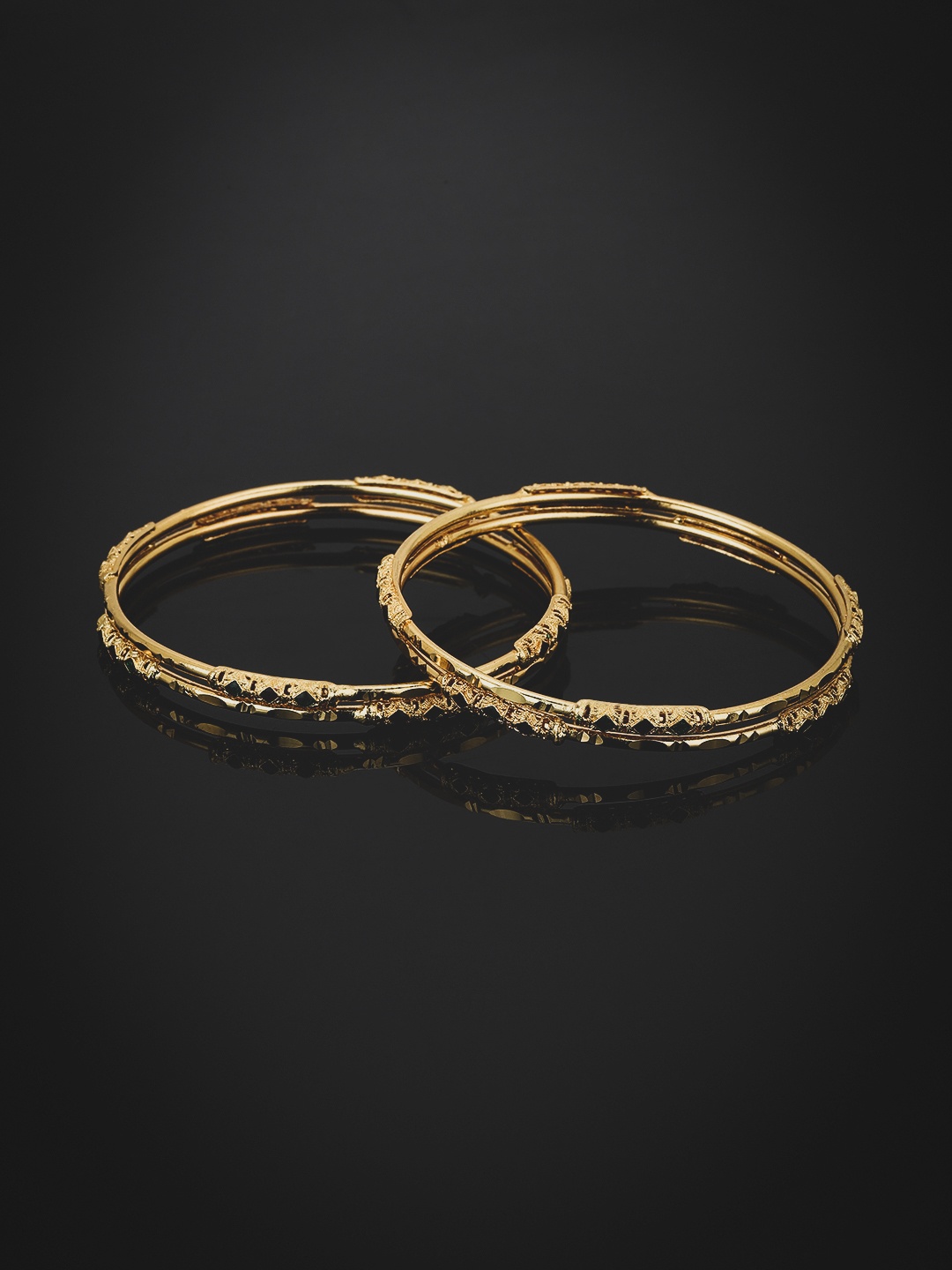 

KOLHA-BY CARLTON Set of 4 Gold-Plated Red & Green Stone Studded Handcrafted Bangles