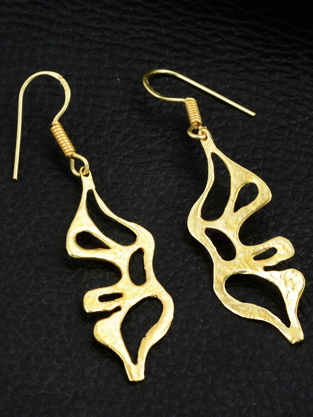 

Silgo Gold-Plated Contemporary Drop Earrings