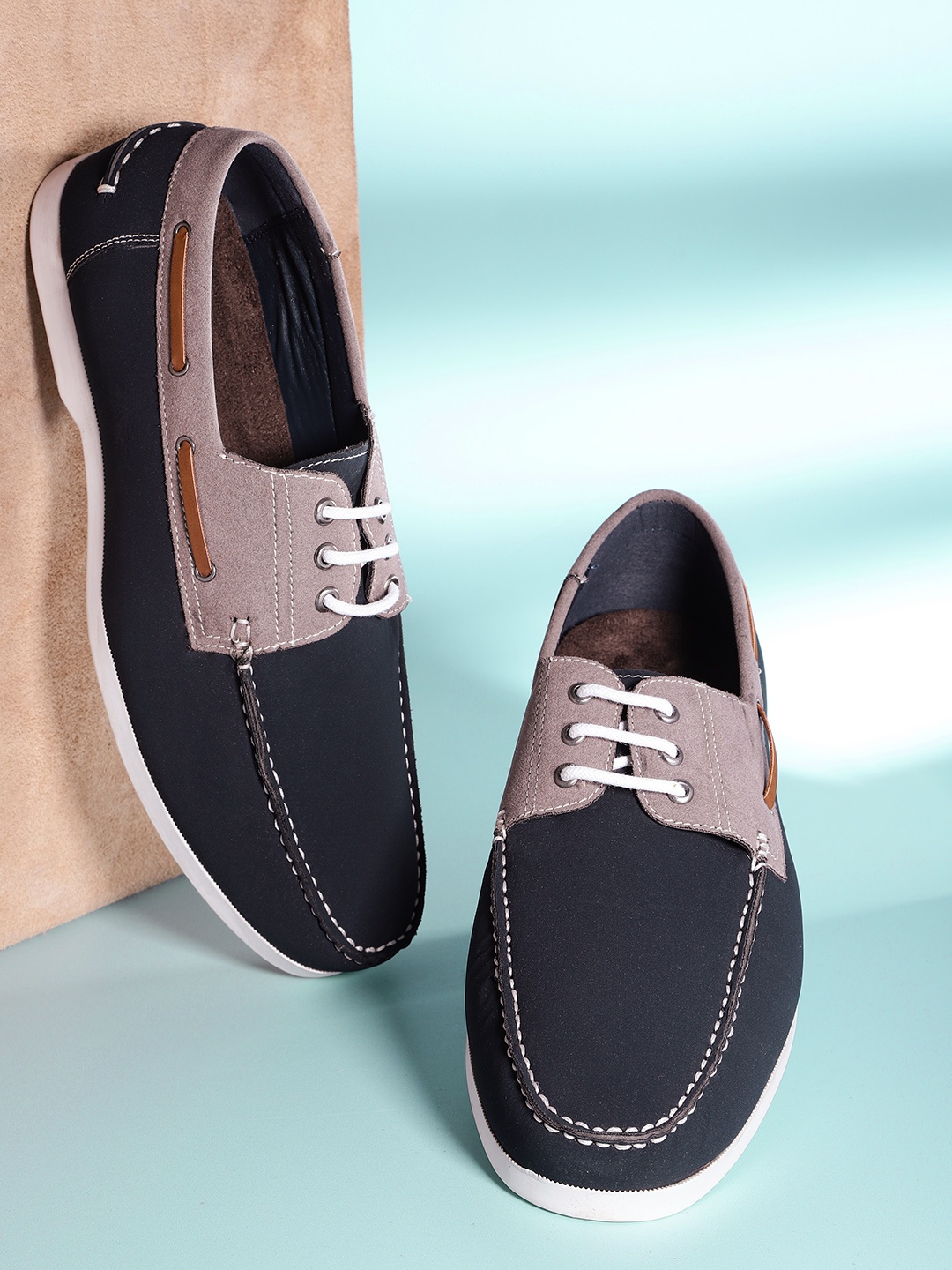 

Mast & Harbour Men Navy Blue & Grey Colourblocked Derbys