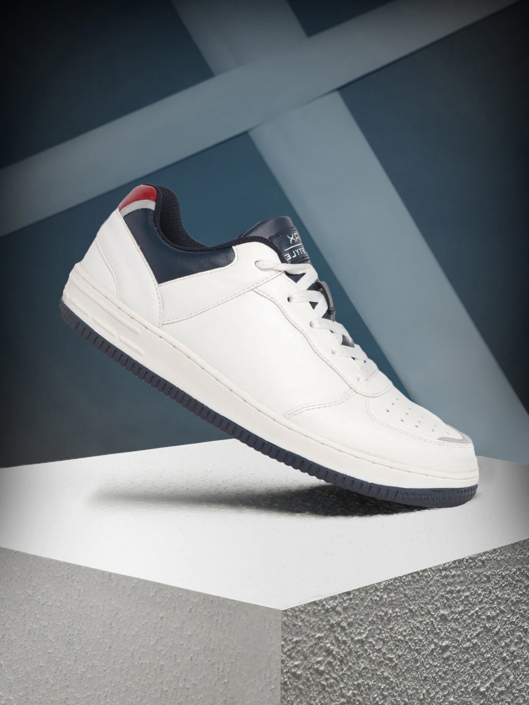 

HRX by Hrithik Roshan Men White Perforated Gamescape Sneakers