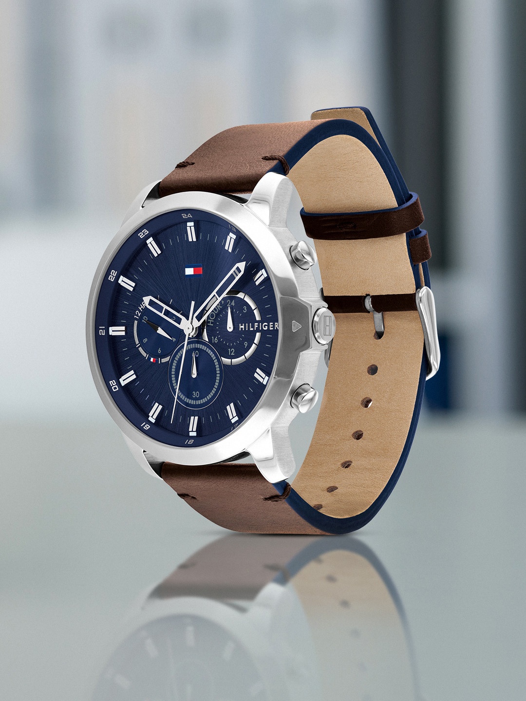 

Tommy Hilfiger Jameson Men Blue Dial & Brown Leather Strap Chronograph Watch TH1791797W, Navy blue