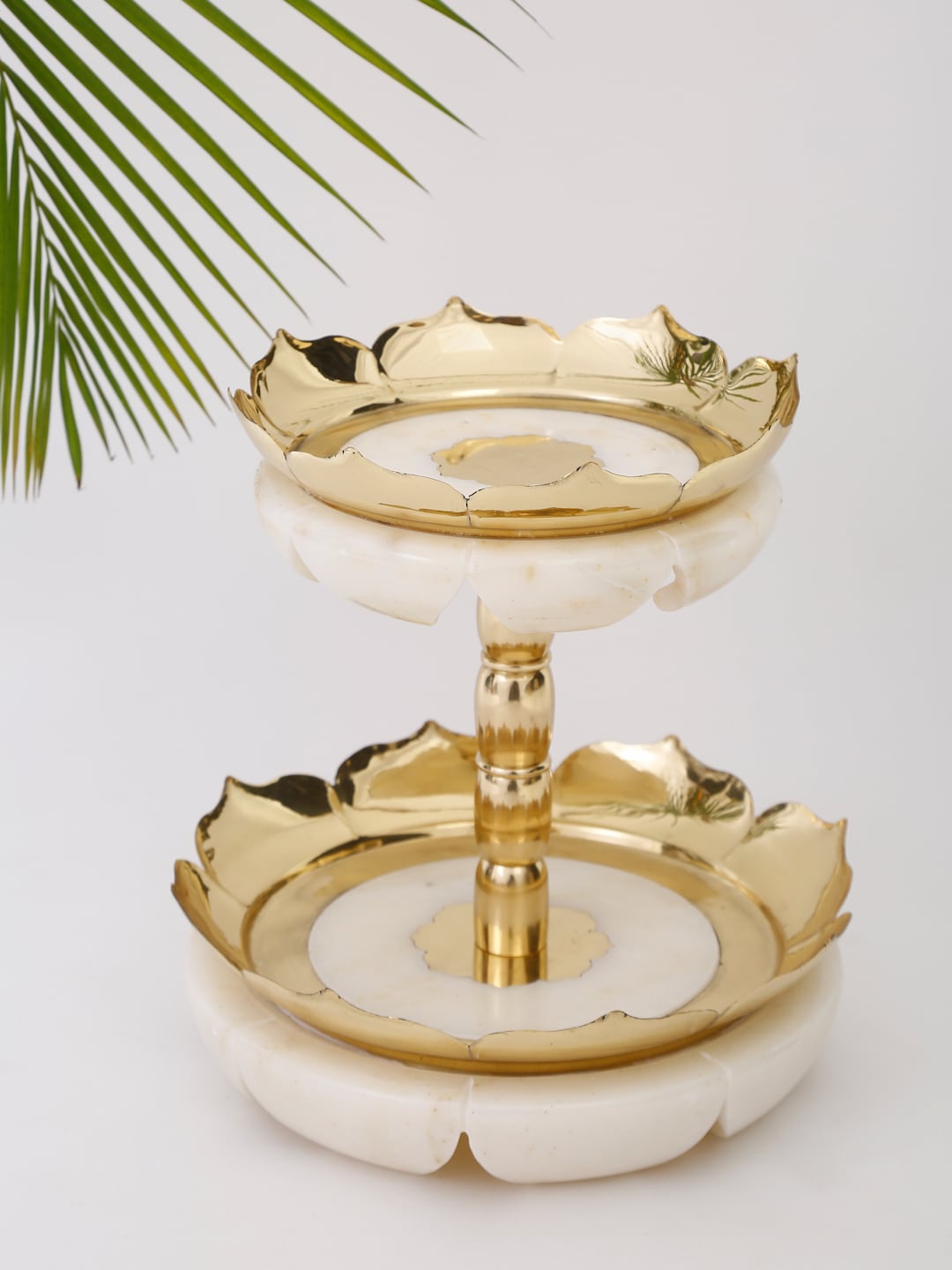 

Fabindia Cream-Coloured Urli Marble Brass Sudee Handcut Showpiece