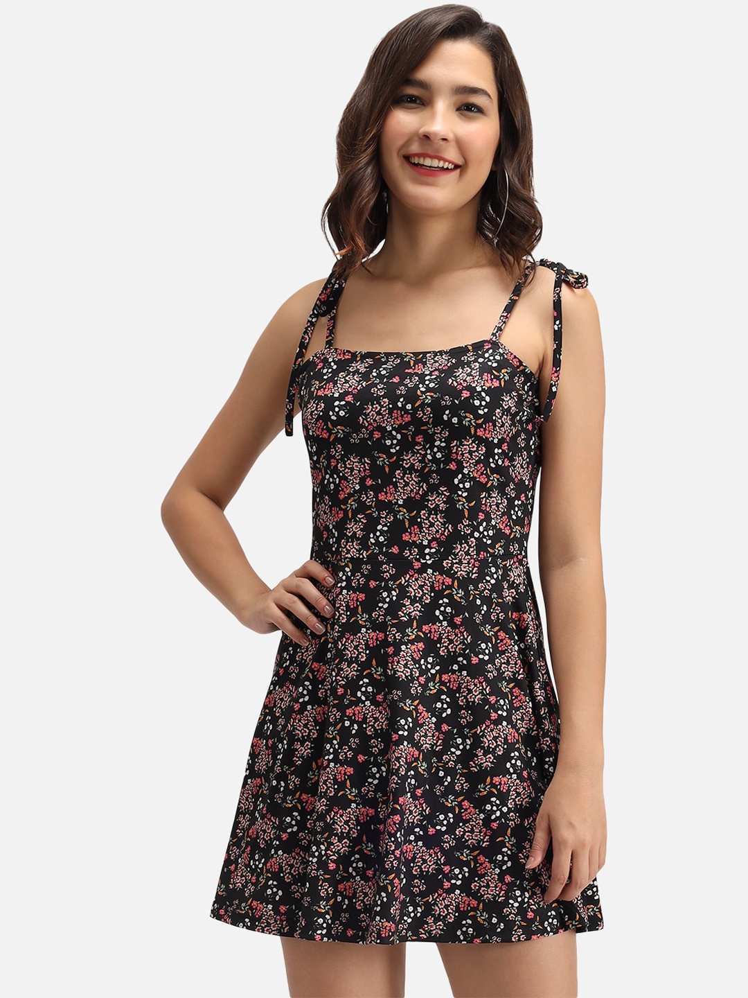 

Trend Arrest Black Floral Crepe Dress
