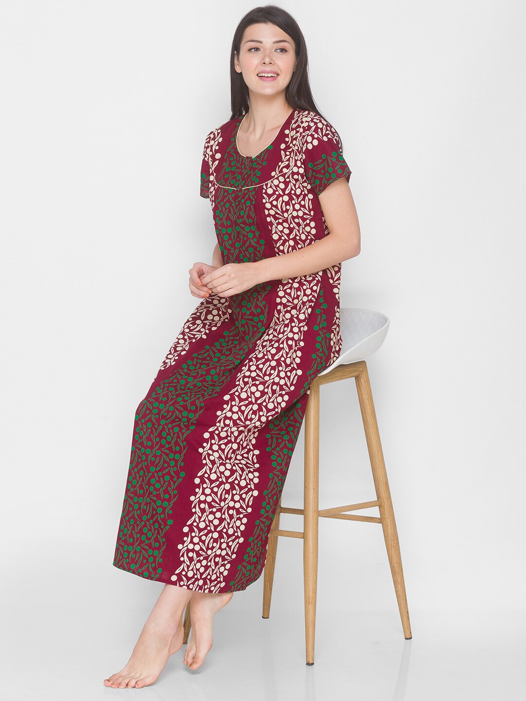 

AV2 Maroon Printed Maxi Pure Cotton Maternity Nursing Nightdress