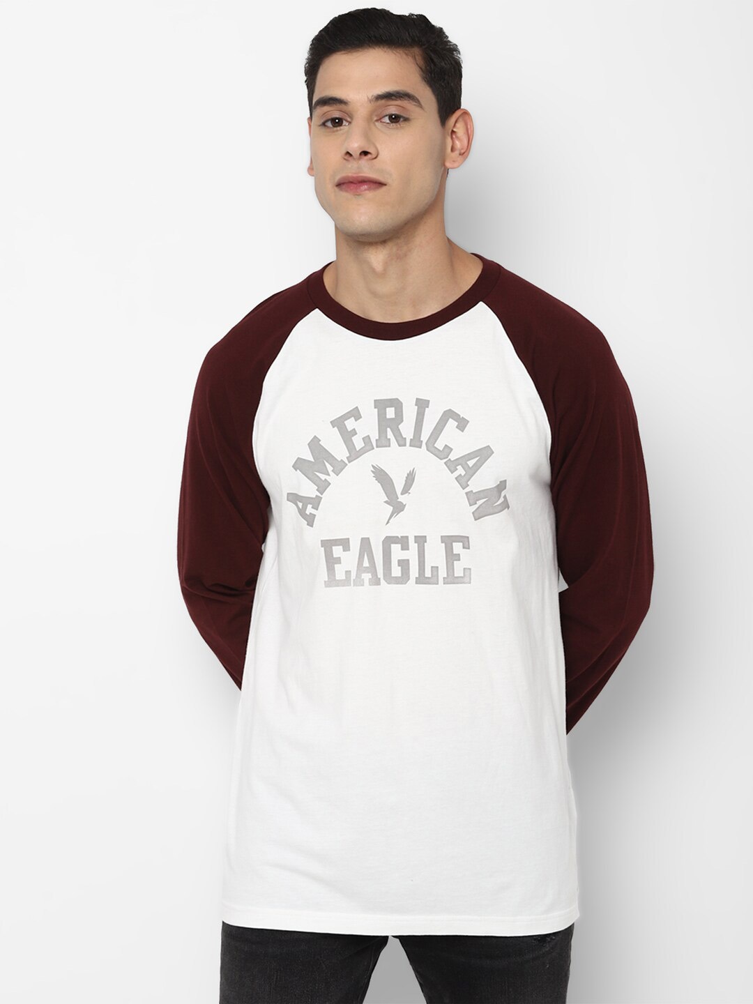 

AMERICAN EAGLE OUTFITTERS Men Burgundy & White Typography Printed T-shirt