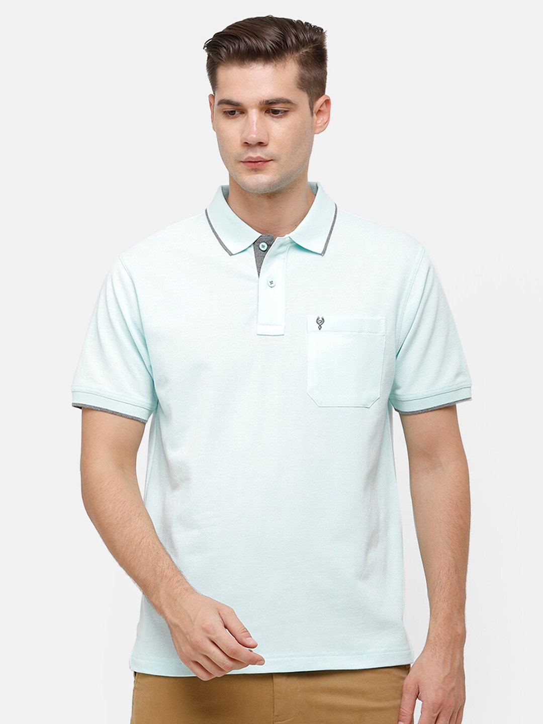 

Classic Polo Men Blue Polo Collar T-shirt