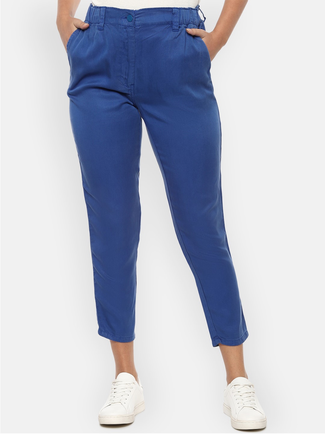 

Van Heusen Woman Blue Solid Jeans