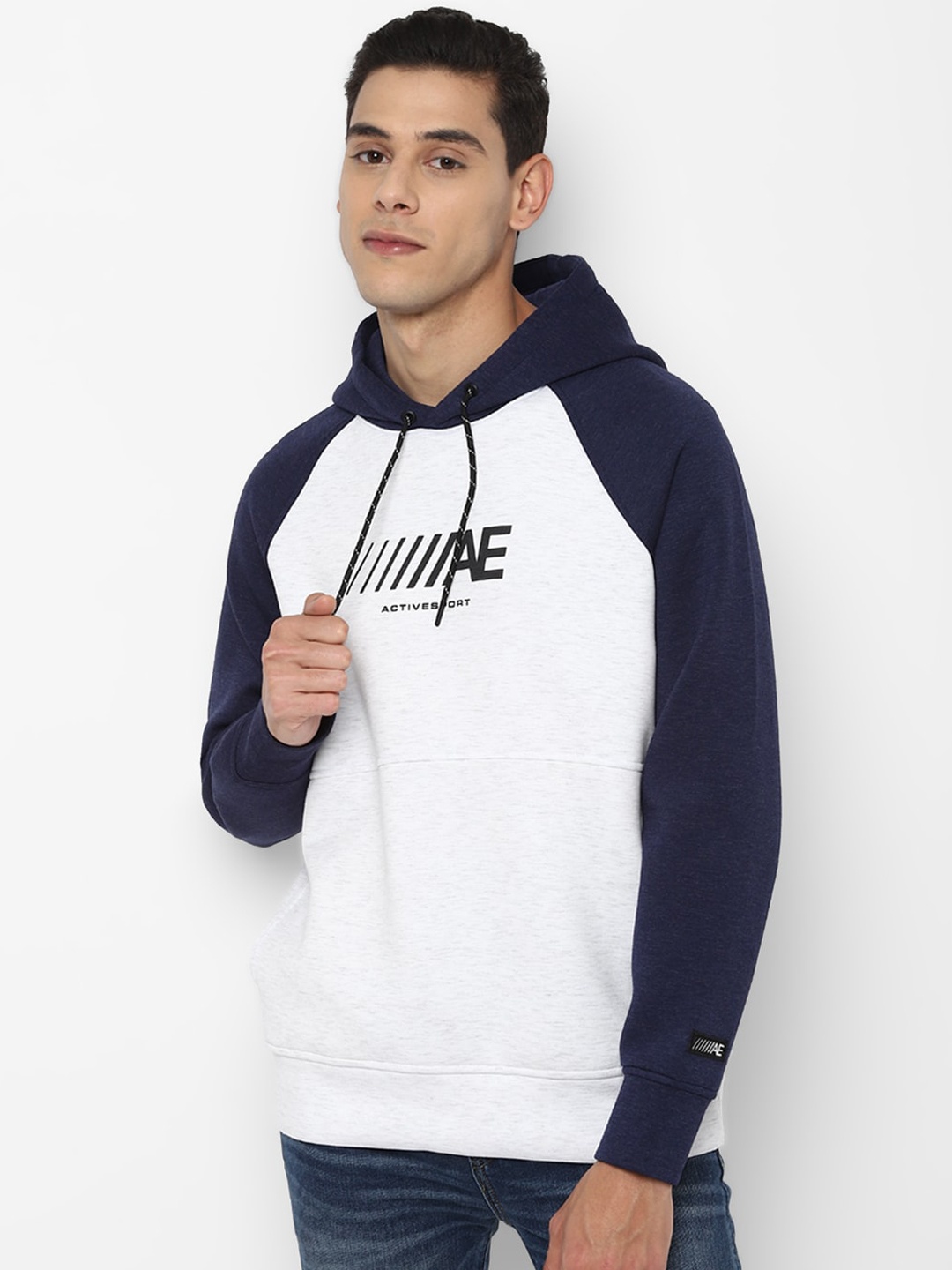 

AMERICAN EAGLE OUTFITTERS Men White Printed Hooded Sweatshirt
