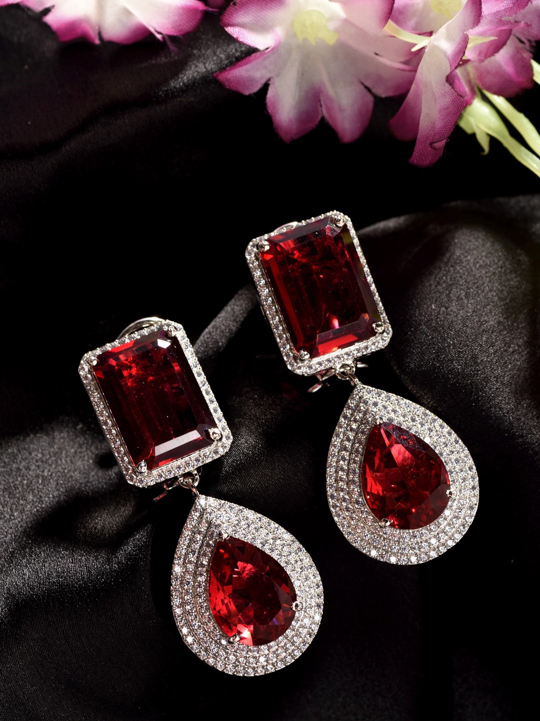 

Saraf RS Jewellery Magenta & Silver-Plated Teardrop Shaped Drop Earrings