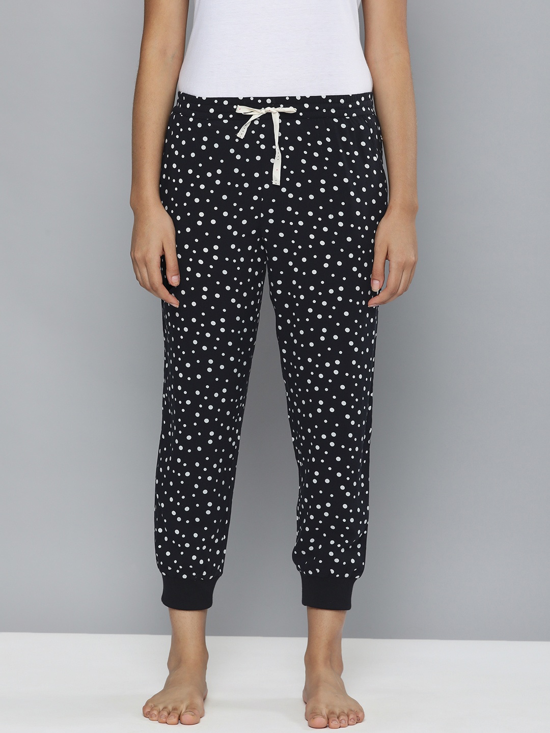 

Chemistry Women Black Polka Dot Printed Lounge Pants