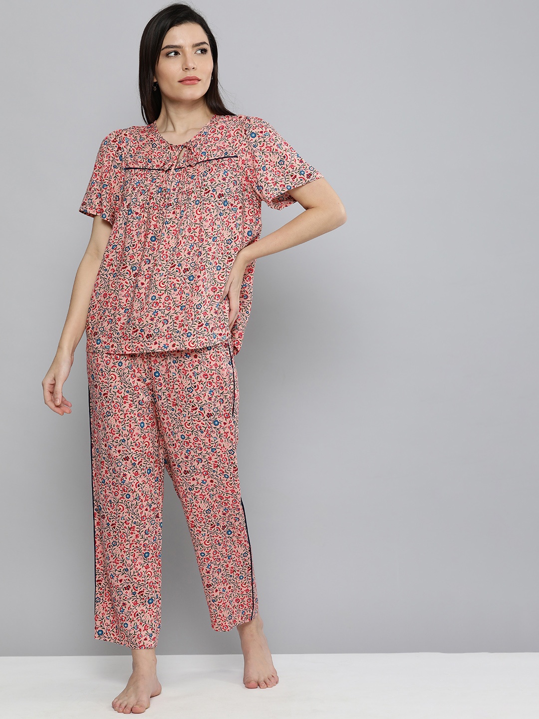 

Chemistry Women Pink Printed Night suit