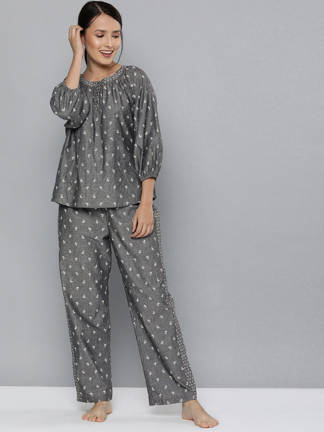 

Chemistry Women Grey Printed Cotton Night suit