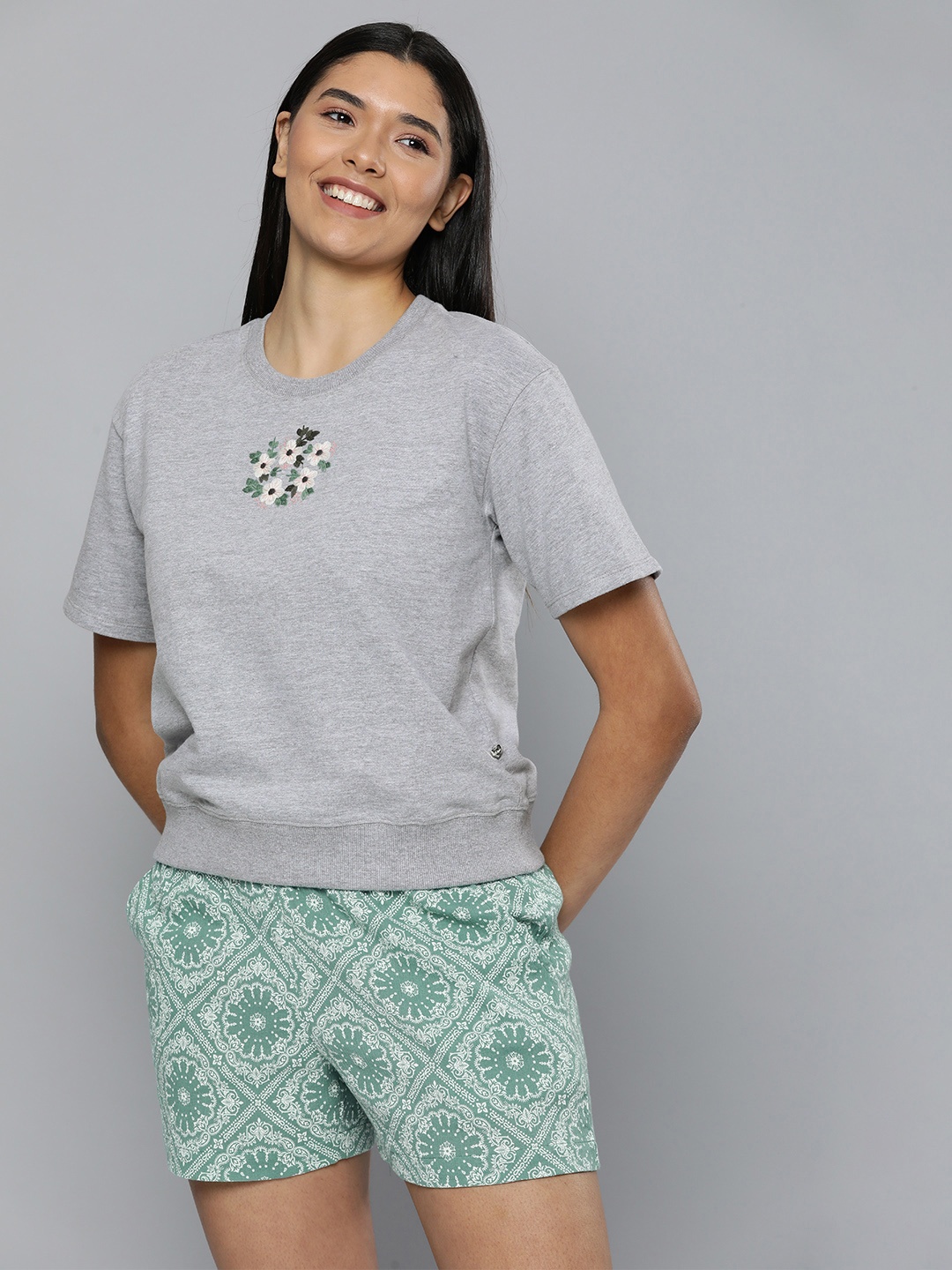 

Chemistry Women Grey & Green Pure Cotton Night suit