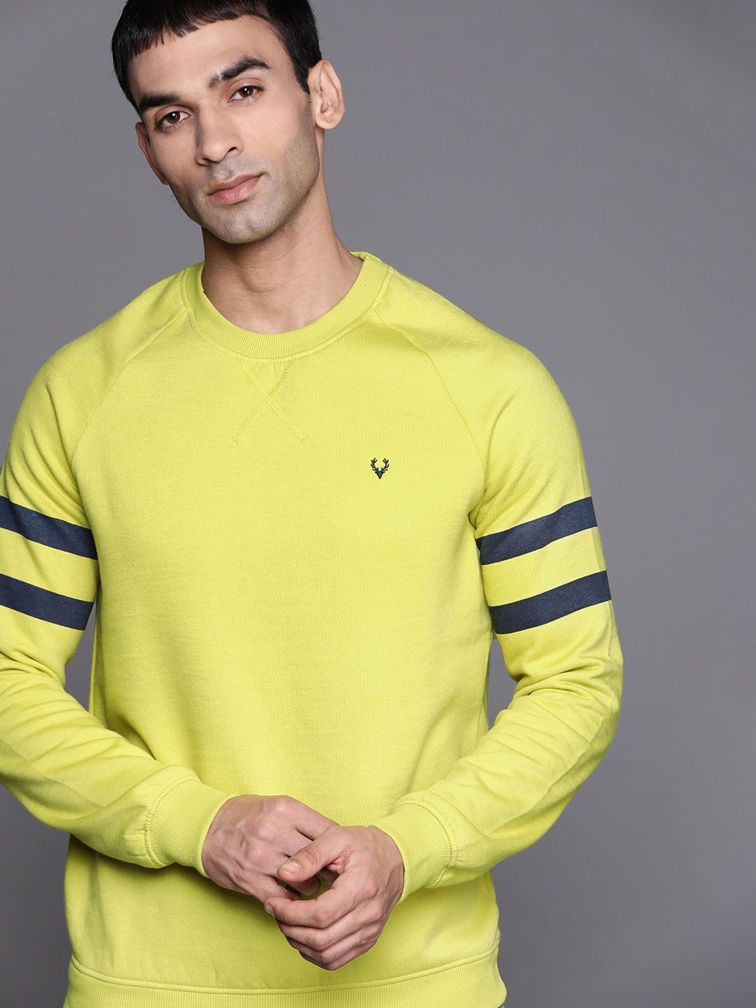 

Allen Solly Sport Men Lime Green Solid Sweatshirt