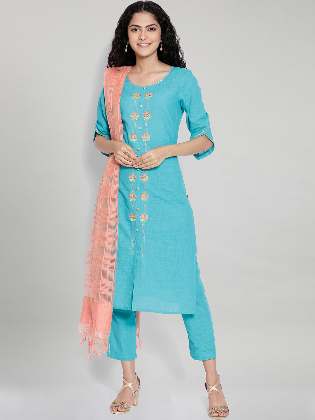 

AURELIA Women Blue Floral Embroidered Regular Pure Cotton Kurta with Trousers & With Dupatta