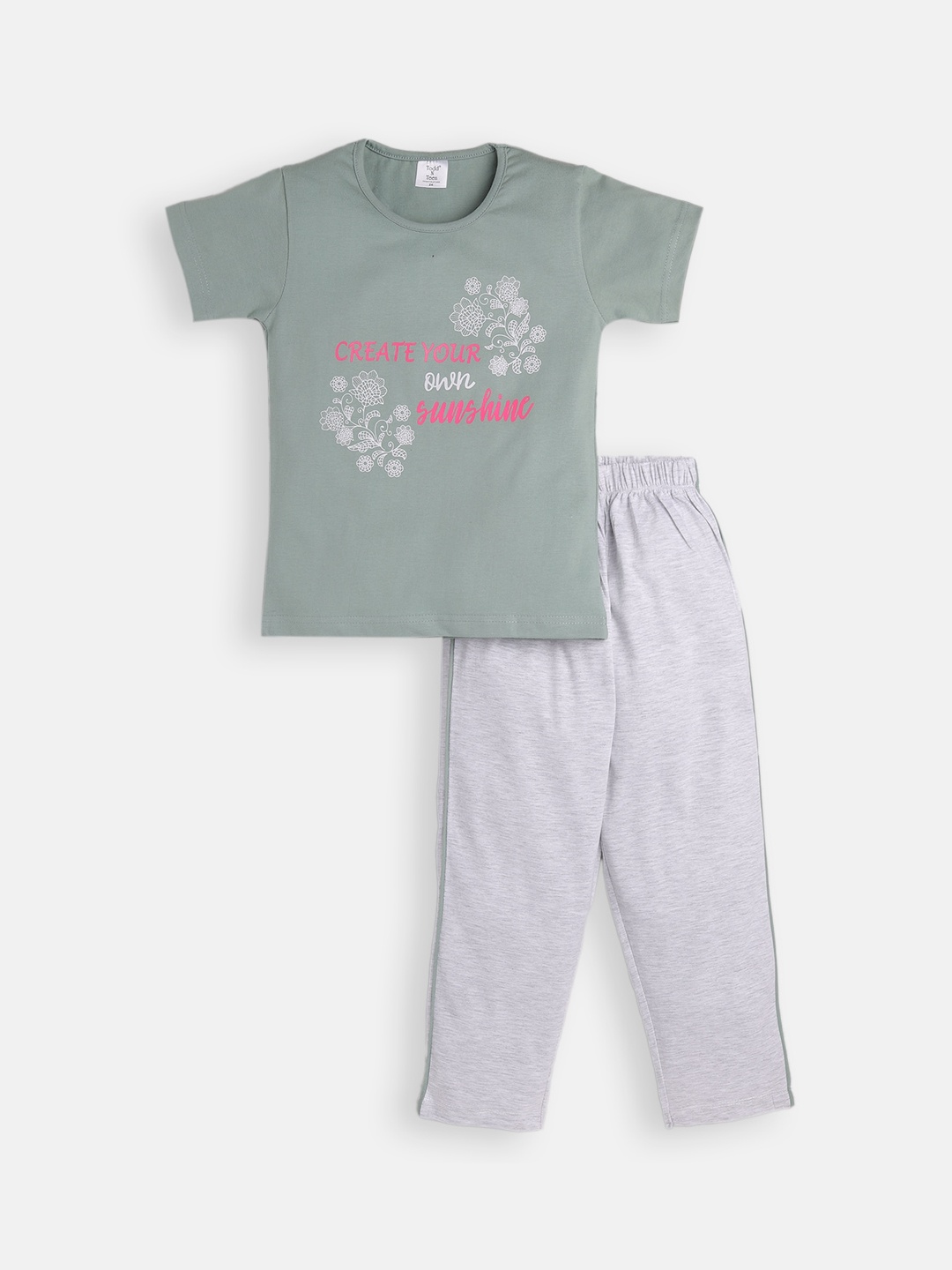 

Todd N Teen Girls Green & Grey Cotton Printed Night suit