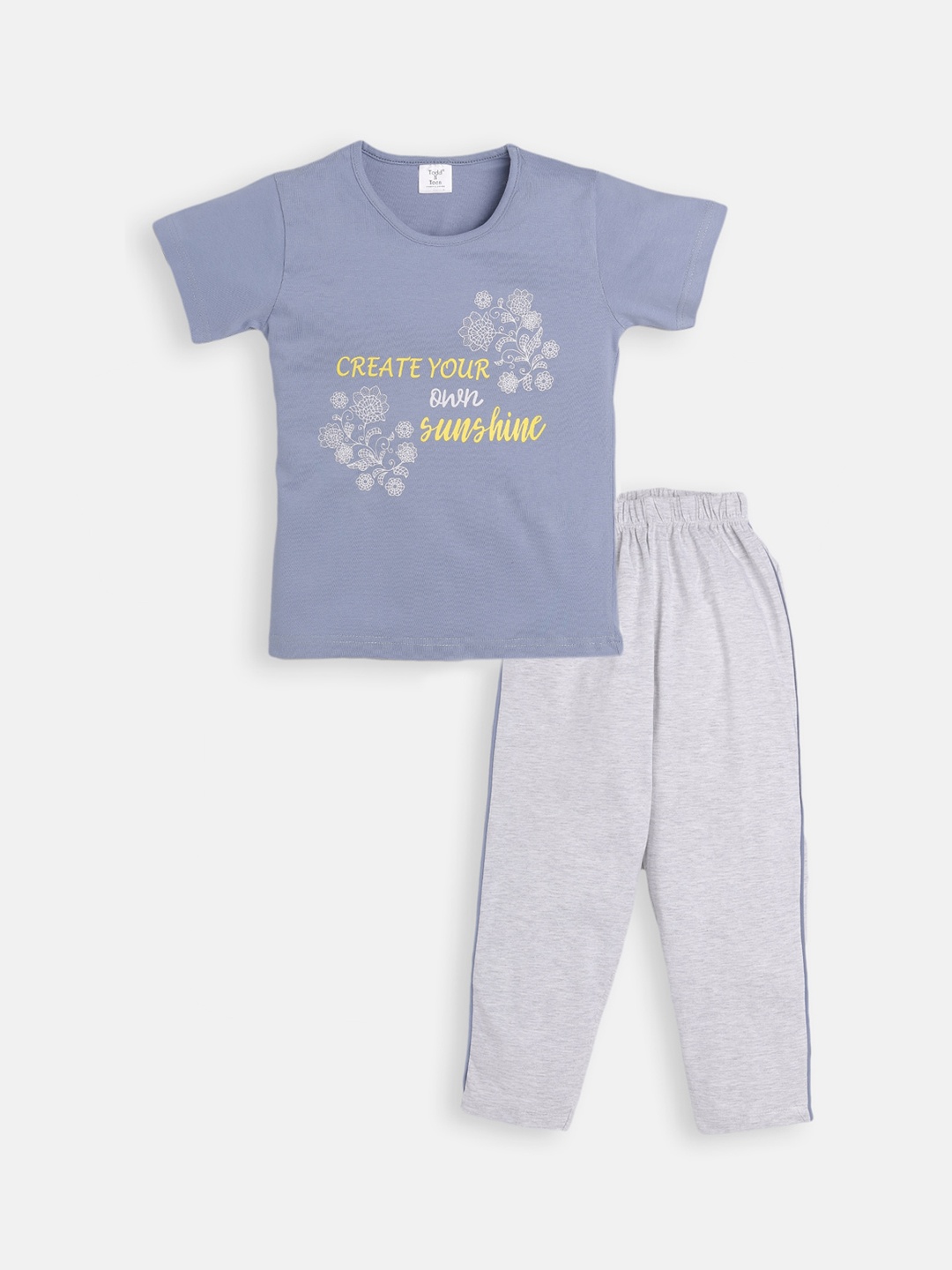 

Todd N Teen Girls Grey & Lavender Cotton Printed Night suit