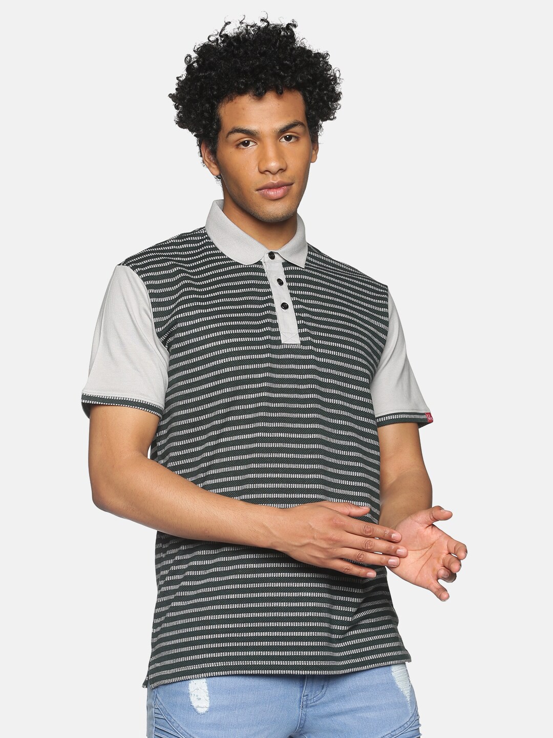 

UrGear Men Olive Green Striped Mandarin Collar T-shirt