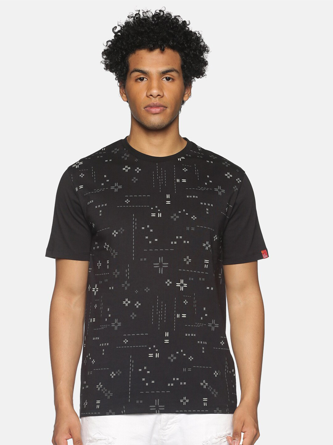 

UrGear Men Black Printed Yoga T-shirt